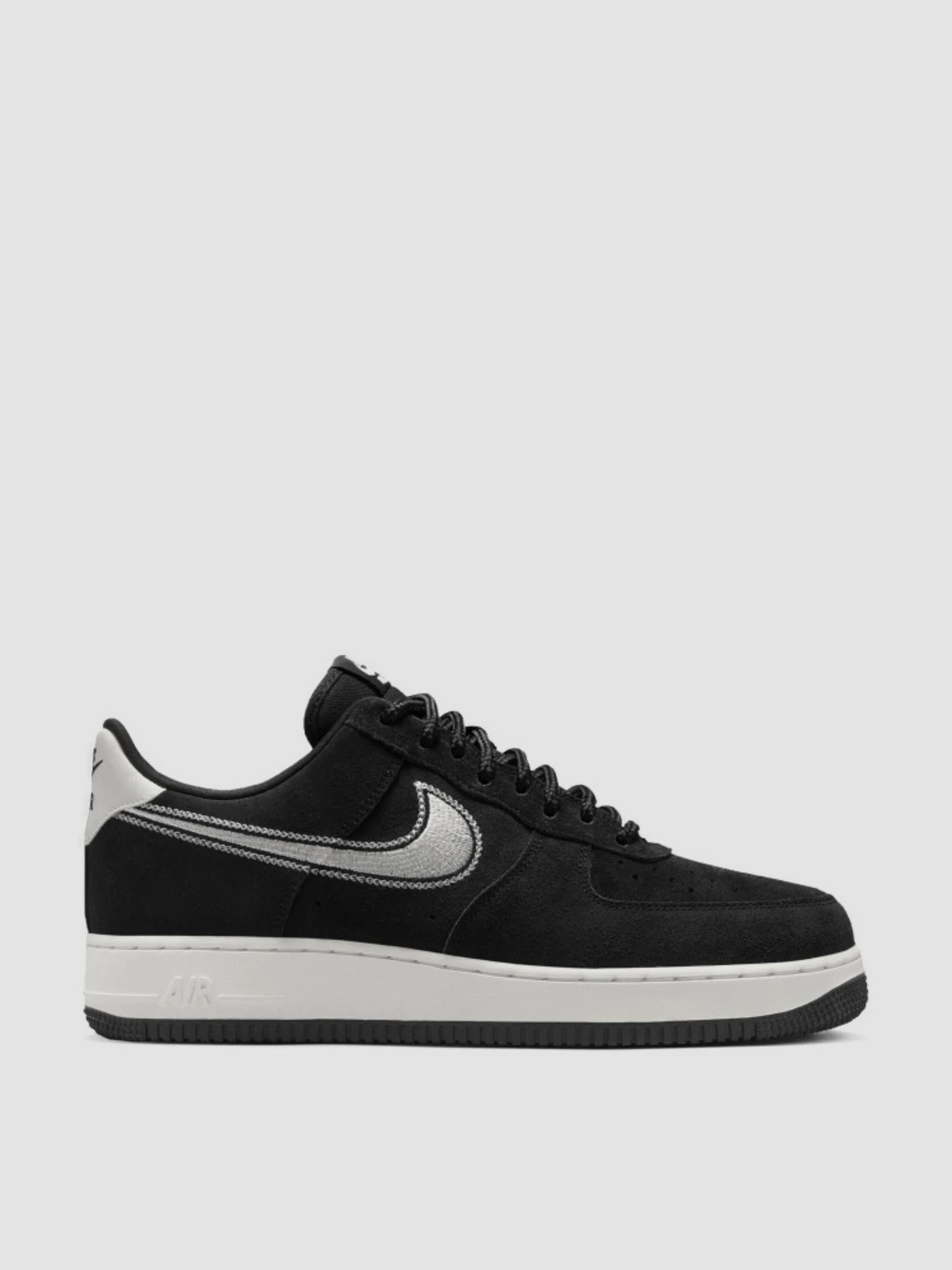 Кроссовки NIKE КроAir Force 1 07 Lv8 модель HJ4465-001 Фото