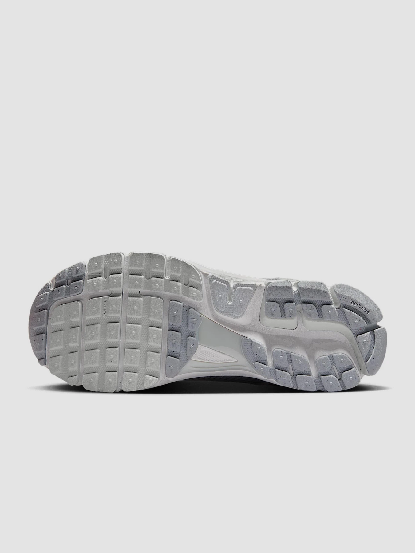 Кроссовки NIKE Zoom Vomero 5 модель HQ0458-001 Фото
