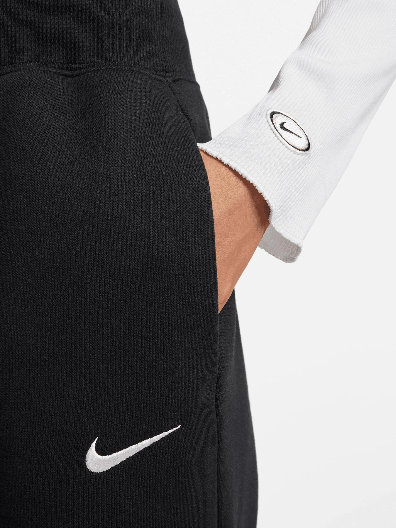 Брюки NIKE модель DQ5615.010 Брюки NIKE модель DQ5615.010 Фото