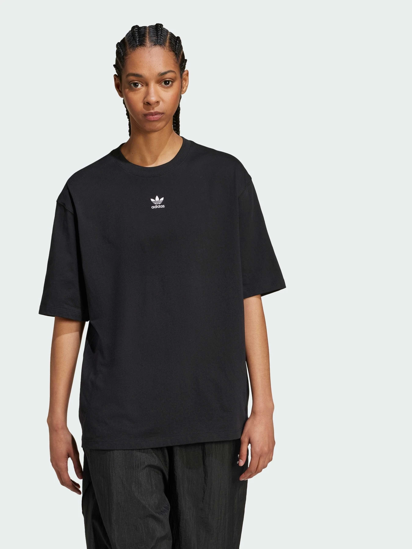 Футболки і поло Adidas модель IY7321 Футболки і поло Adidas модель IY7321 Фото