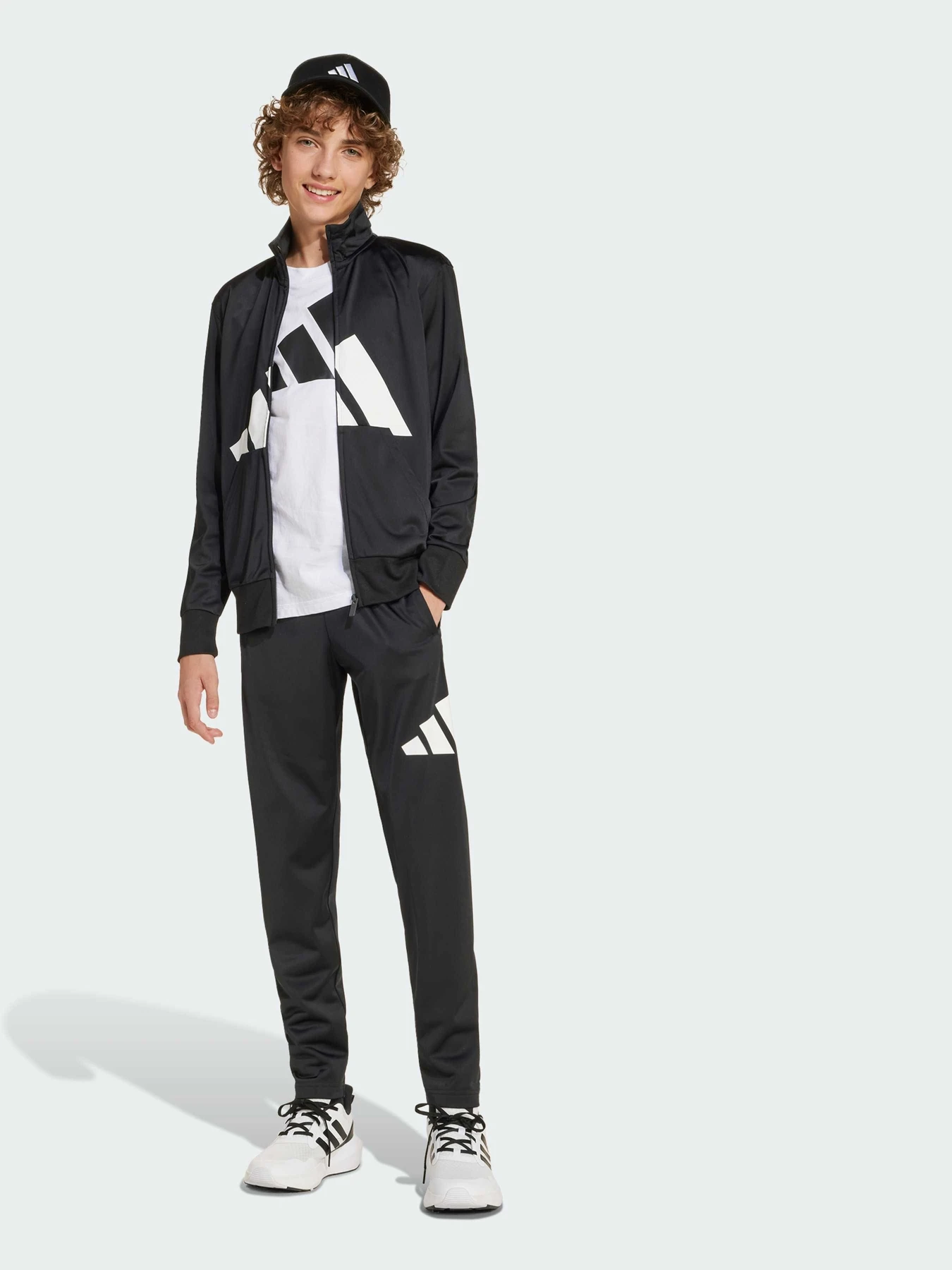 Костюмы Adidas Adidas Essentials модель JE1399 Фото