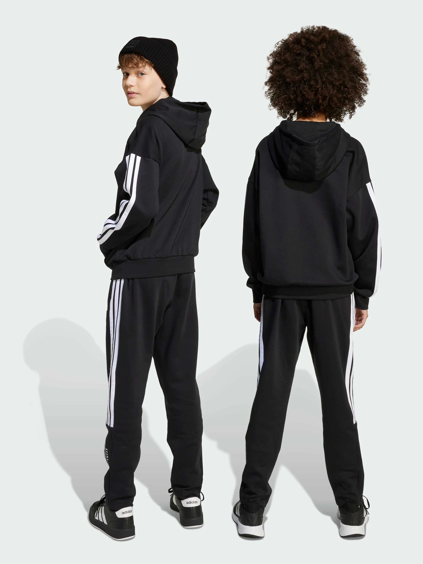Брюки Adidas Tiro модель JM1514 Брюки Adidas Tiro модель JM1514 Фото
