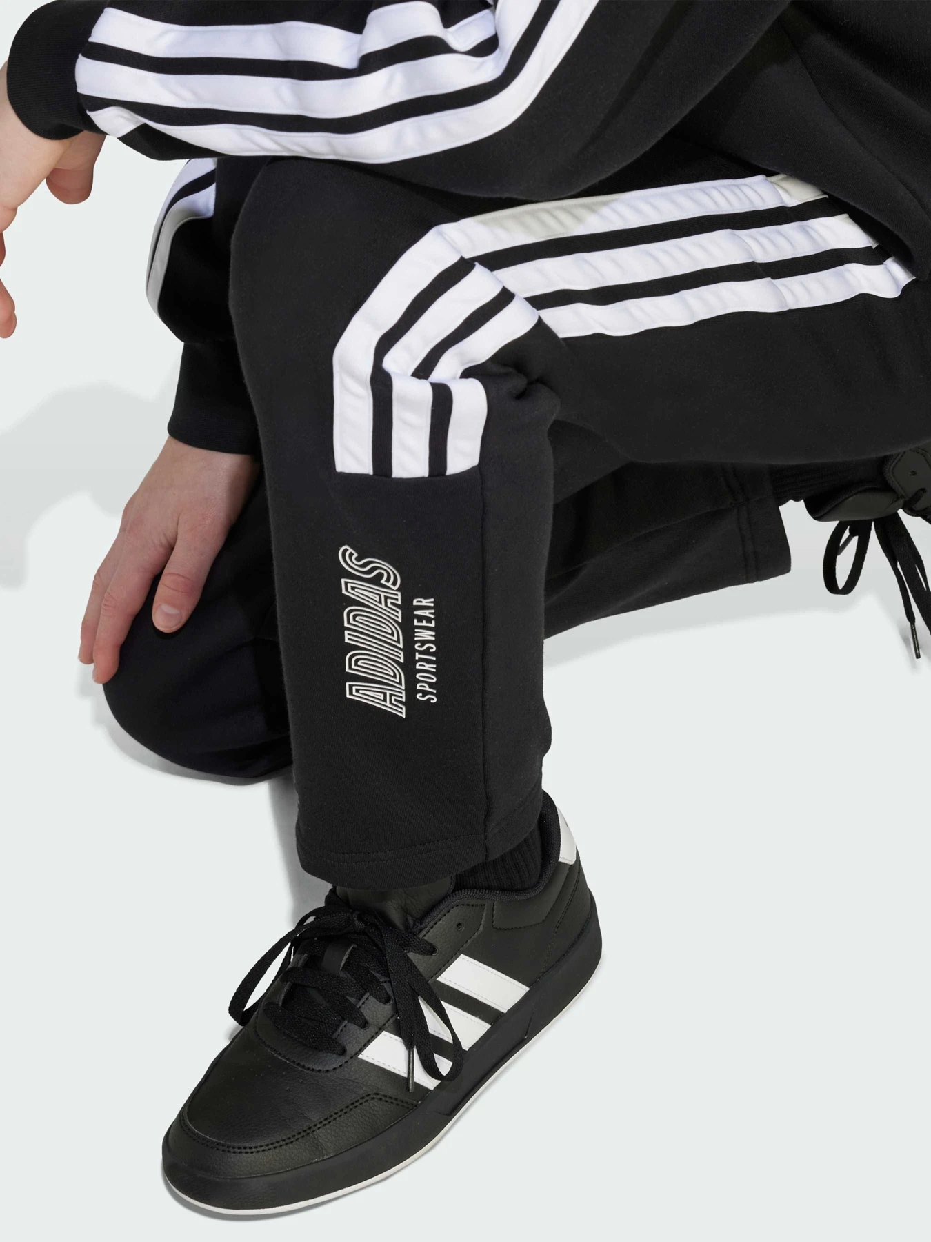 Брюки Adidas Tiro модель JM1514 Брюки Adidas Tiro модель JM1514 Фото