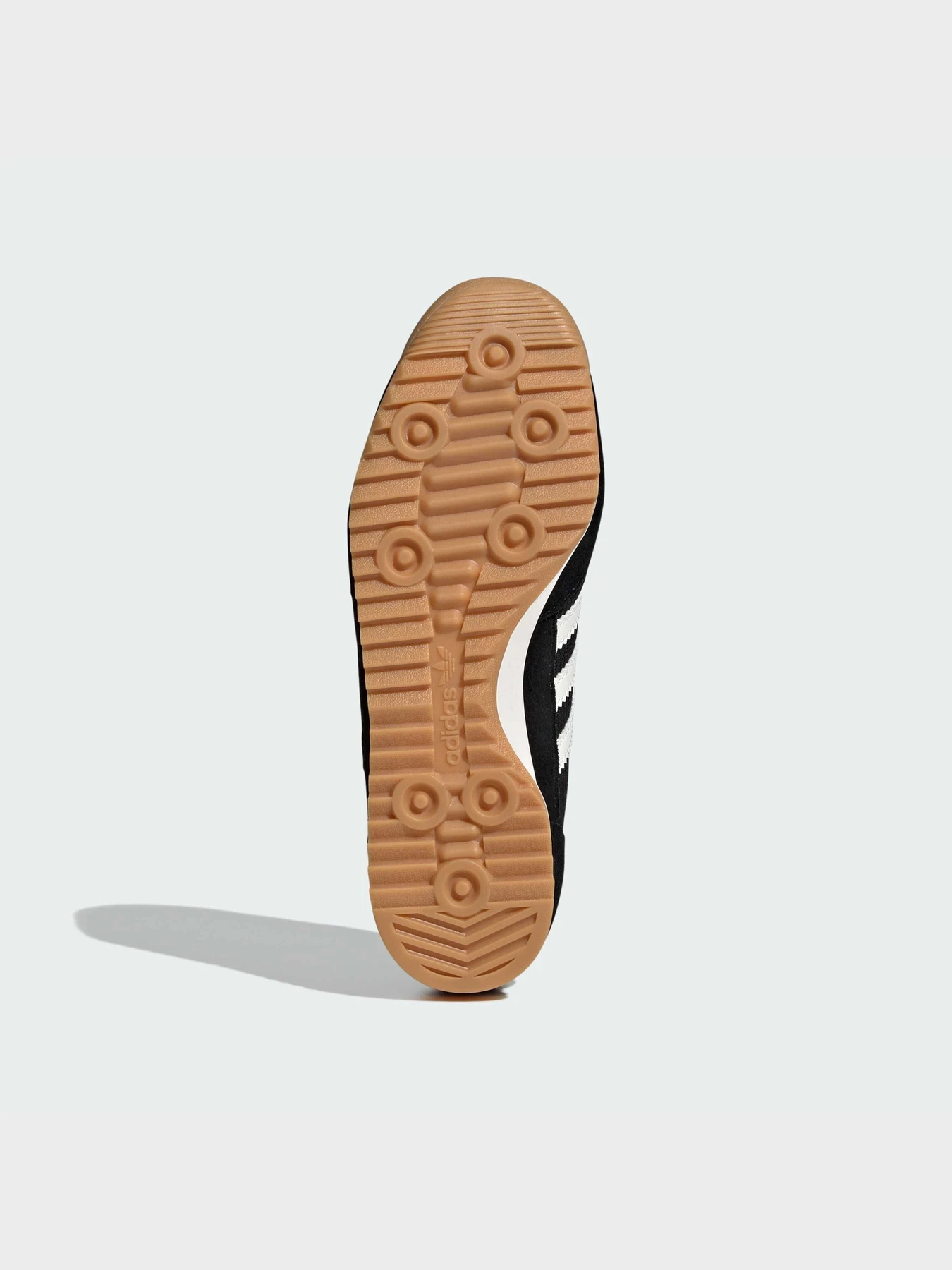 Кроссовки Adidas модель JQ8326 Кроссовки Adidas модель JQ8326 Фото