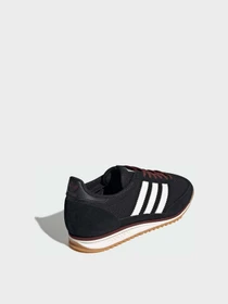 Кроссовки Adidas модель JQ8326 Фото