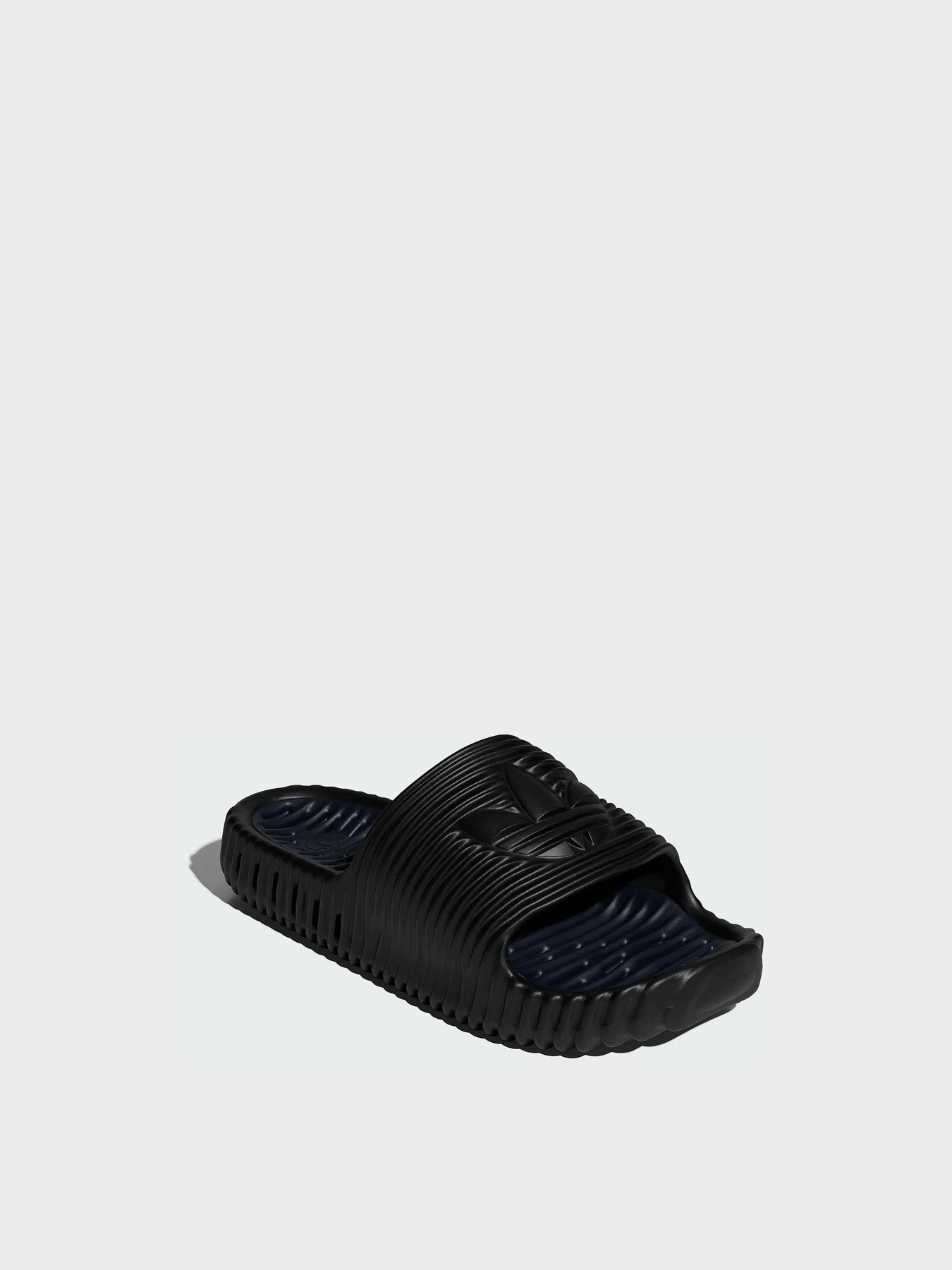 Шльопанці Adidas Adilette модель JR3613 Шльопанці Adidas Adilette модель JR3613 Фото