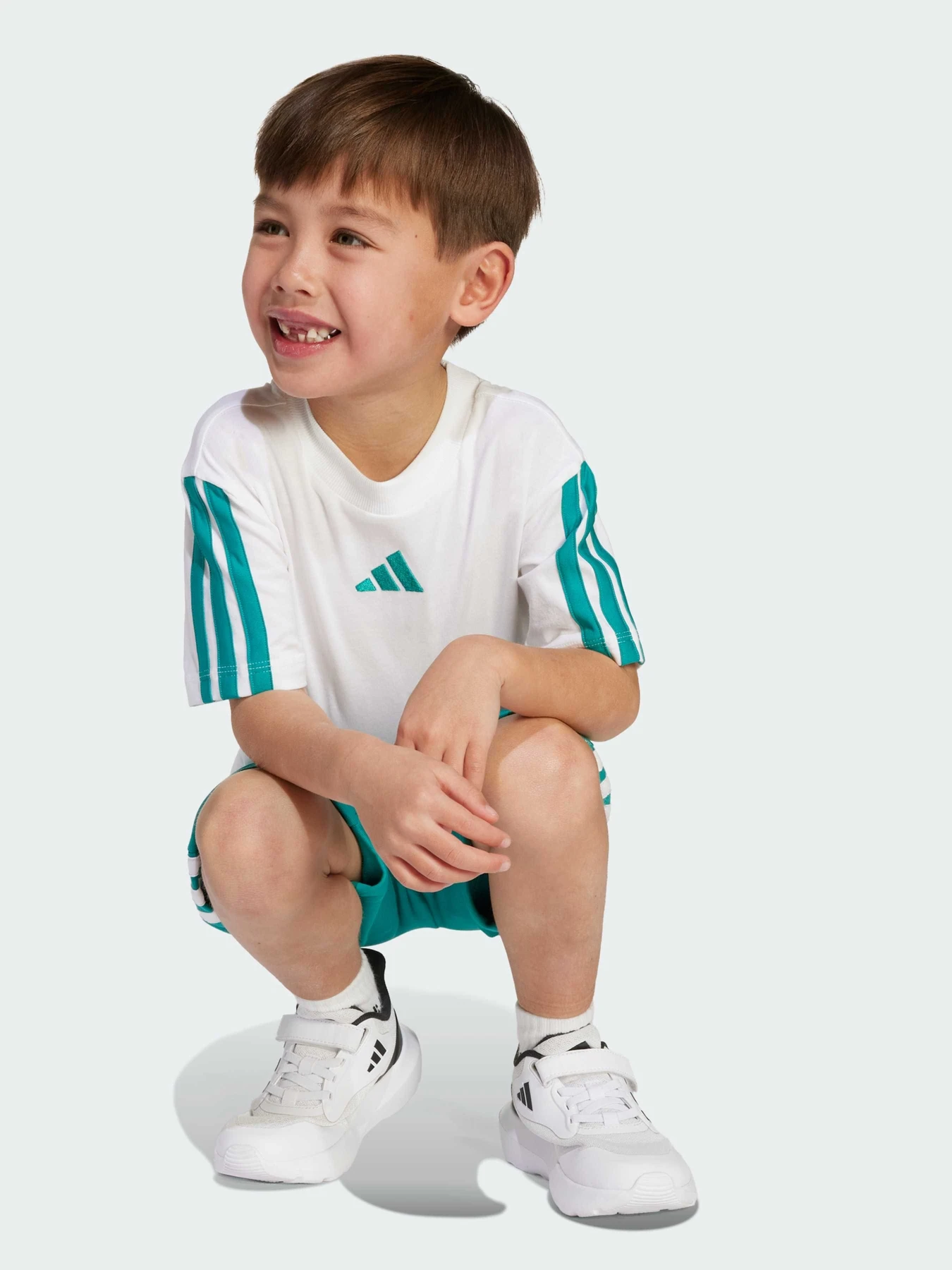 Футболки і поло Adidas модель JV7353 Футболки і поло Adidas модель JV7353 Фото