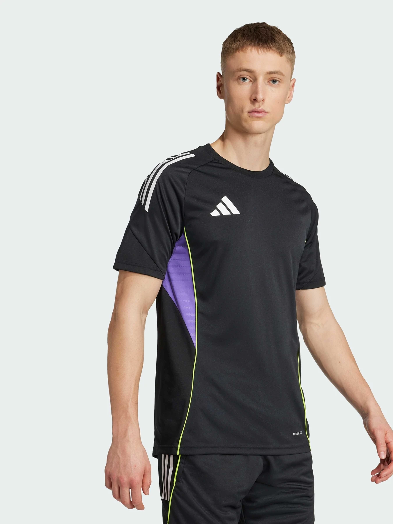 Футболки і поло Adidas Tiro модель JW4360 Футболки і поло Adidas Tiro модель JW4360 Фото
