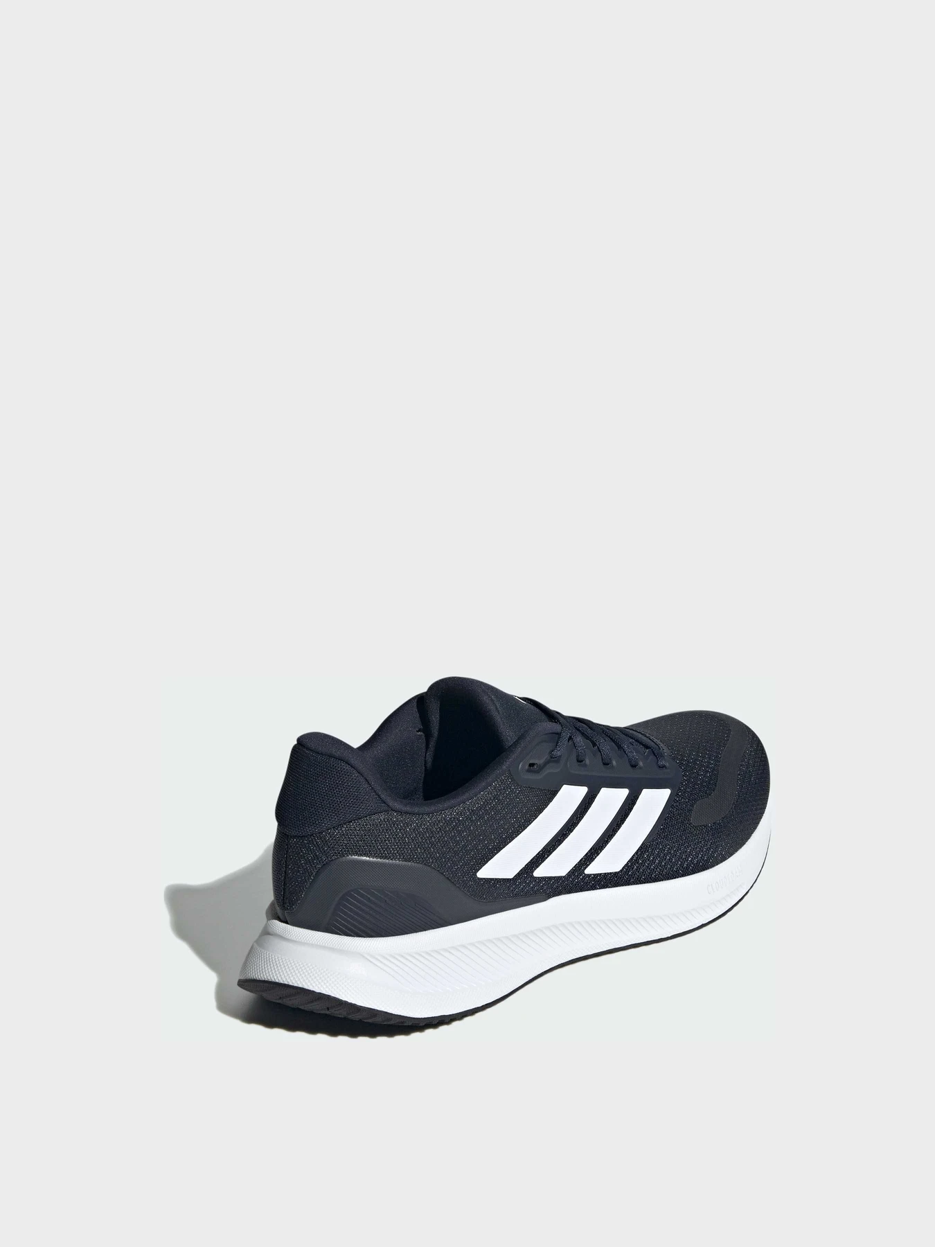 Кроссовки Adidas Runfalcon модель IE8809 Кроссовки Adidas Runfalcon модель IE8809 Фото
