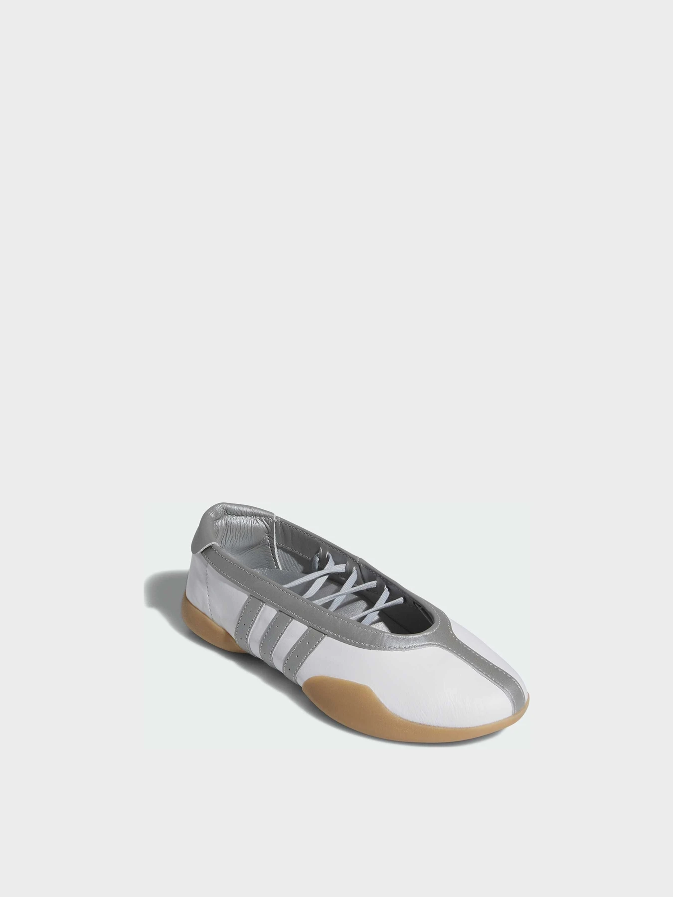 Туфли и лоферы Adidas модель JQ6438 Туфли и лоферы Adidas модель JQ6438 Фото