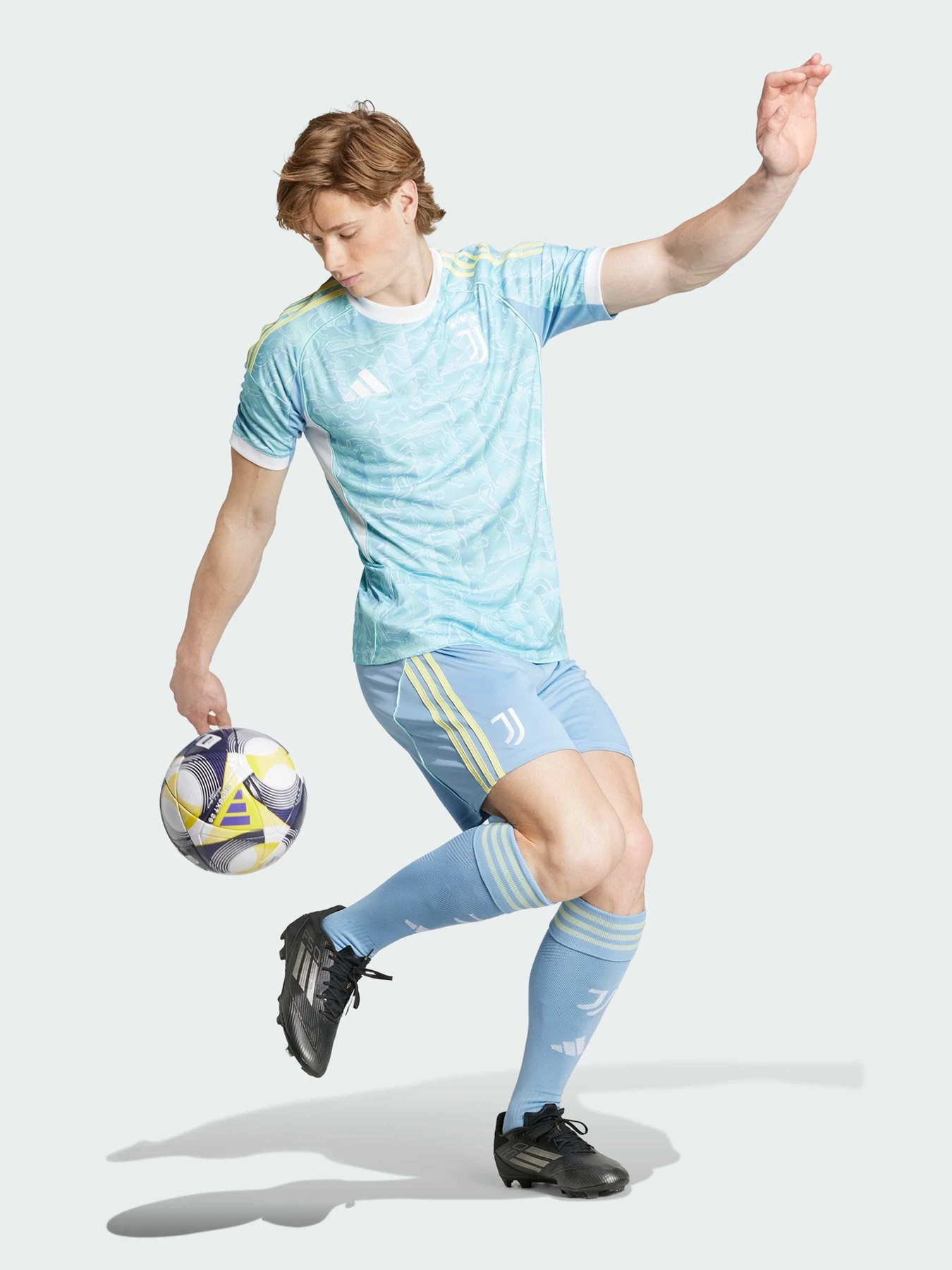 Шорты Adidas модель JJ4325 Шорты Adidas модель JJ4325 Фото