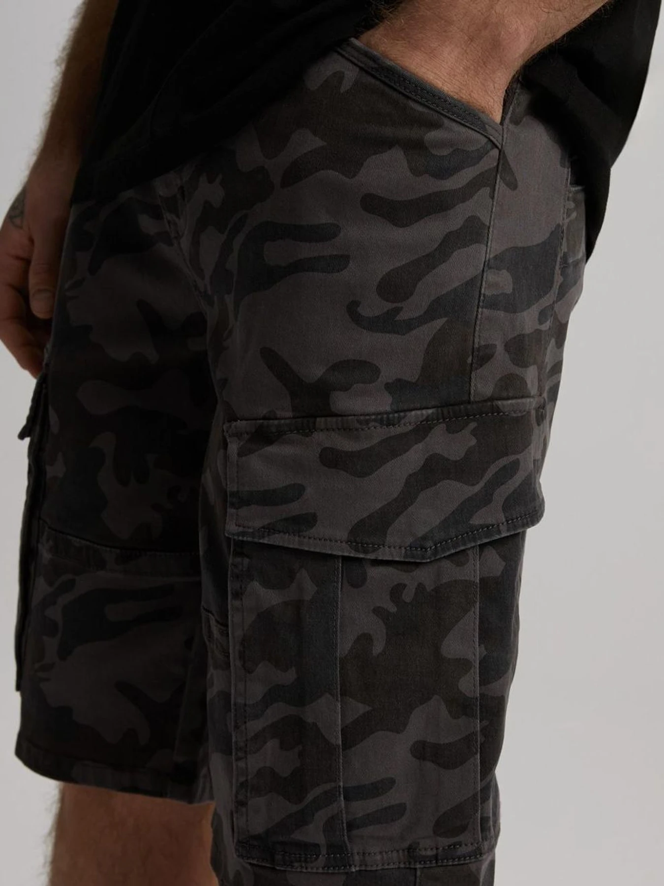 Шорти DIVERSE Thoran Sh Camo модель 10046406 Фото