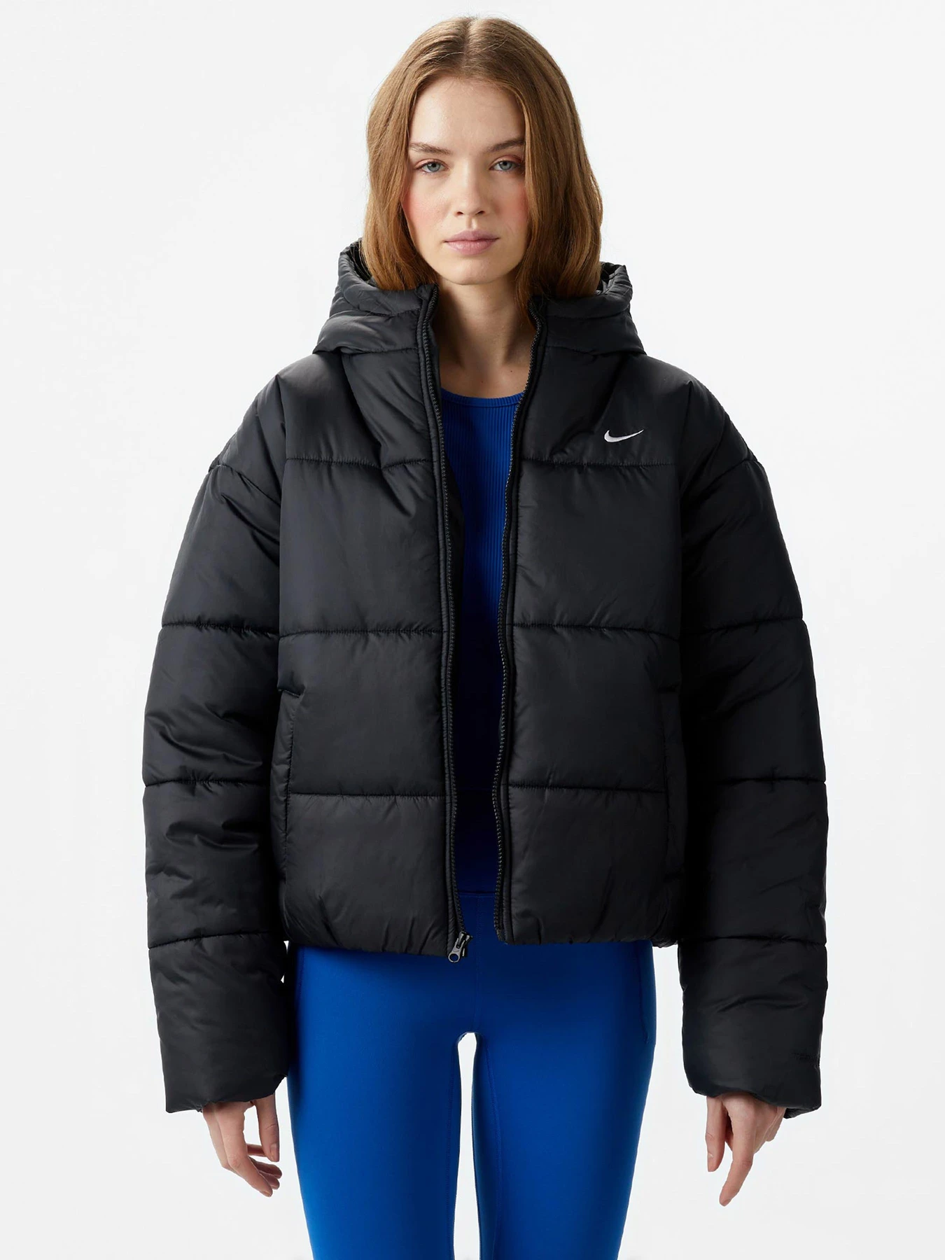 Куртки и дубленки NIKE модель FZ5899.010 Куртки и дубленки NIKE модель FZ5899.010 Фото