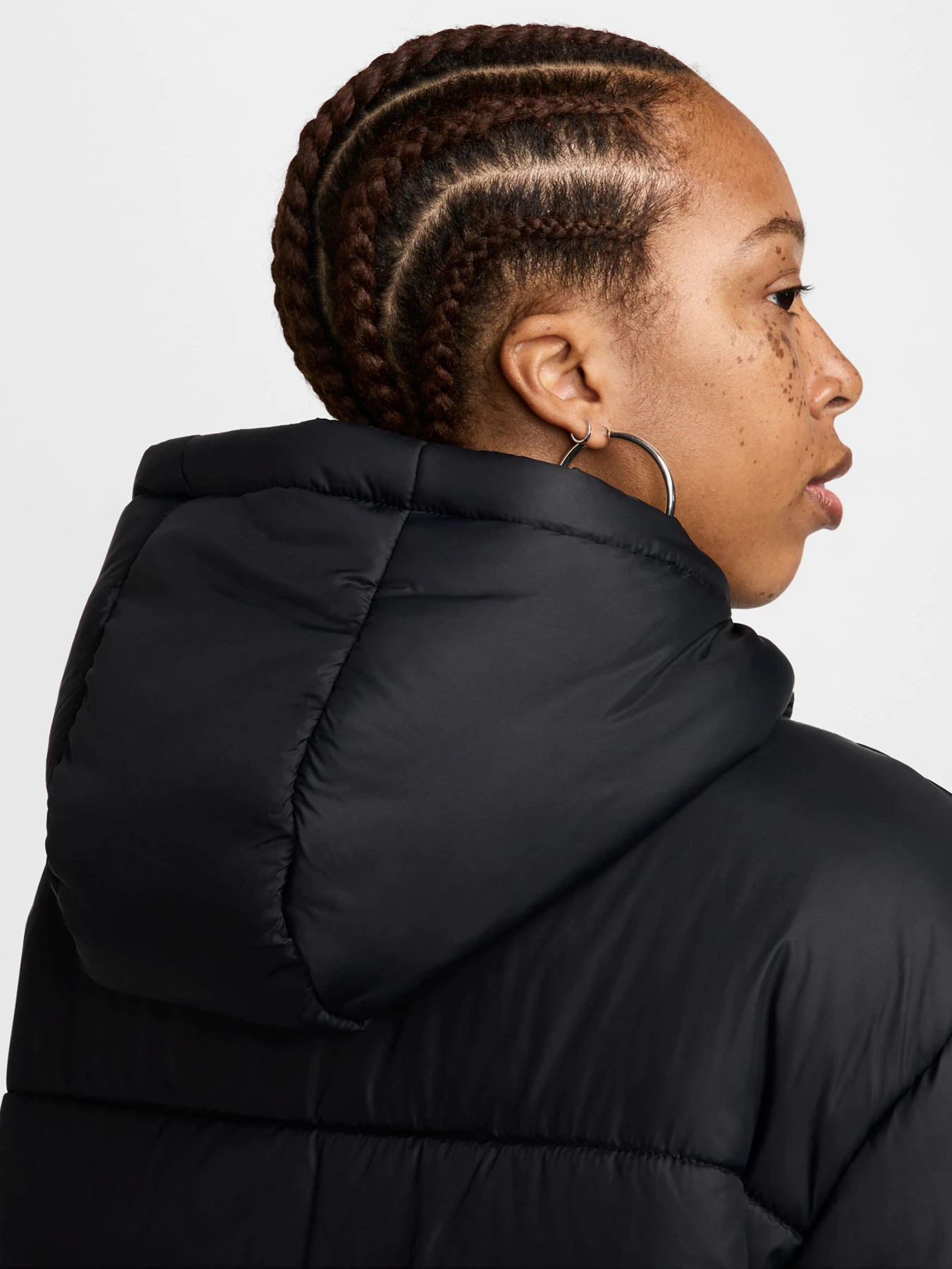 Куртки та дублянки NIKE модель FZ5903.010 Куртки та дублянки NIKE модель FZ5903.010 Фото