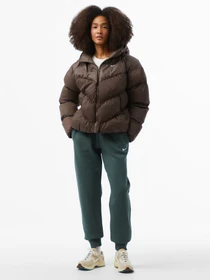 Куртки та дублянки NIKE модель HF7865.004 Фото
