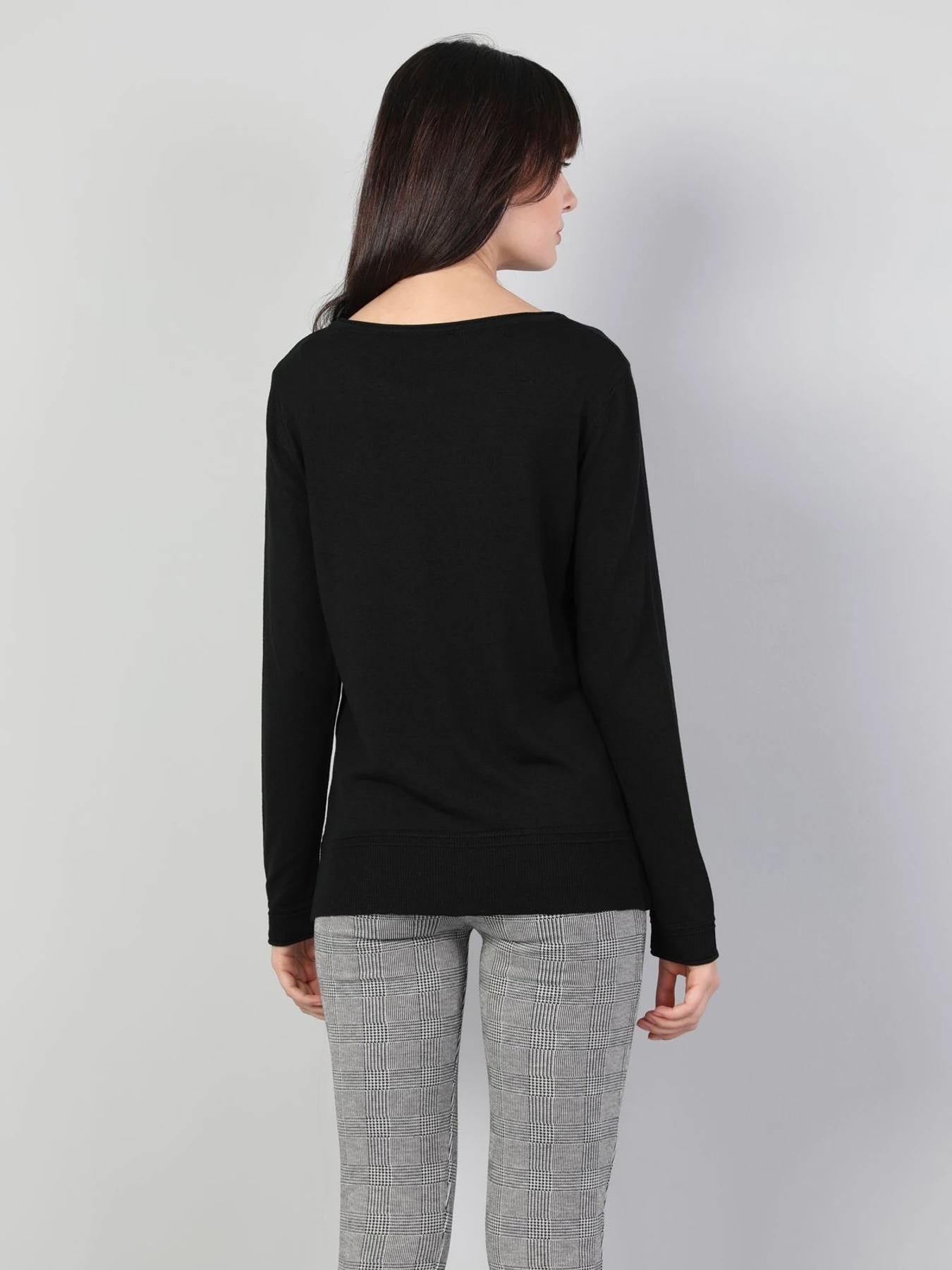 Худи и свитшоты Colin’s модель CL1046444_Q1.V1_BLK Фото