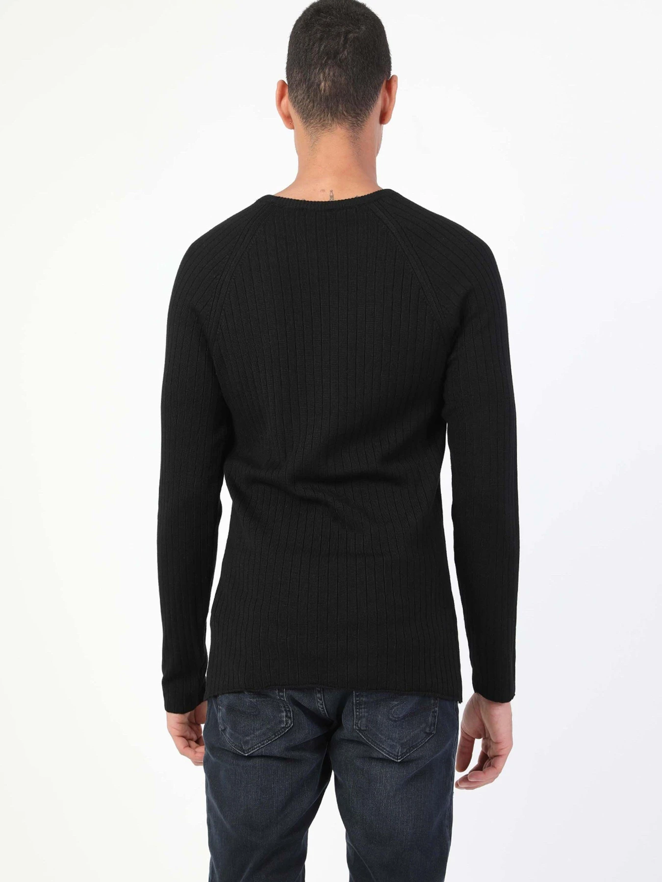 Свитры и кардиганы Colin’s модель CL1047125_Q1.V1_BLK Фото