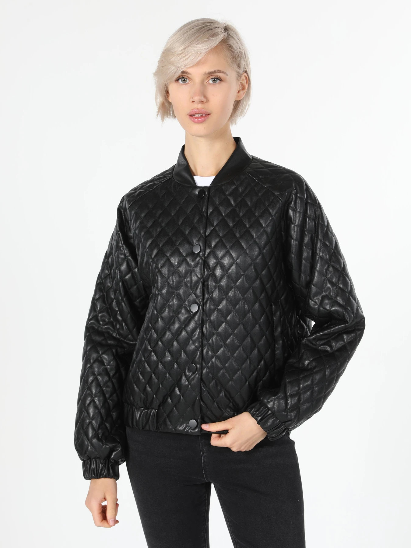 Куртки та дублянки Colin’s модель CL1060235_Q1.V1_BLK Фото