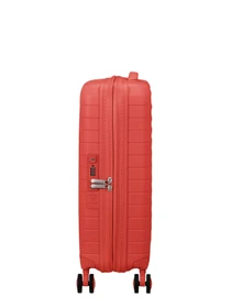 Дорожні сумки та валізи American Tourister модель MI096001 Фото
