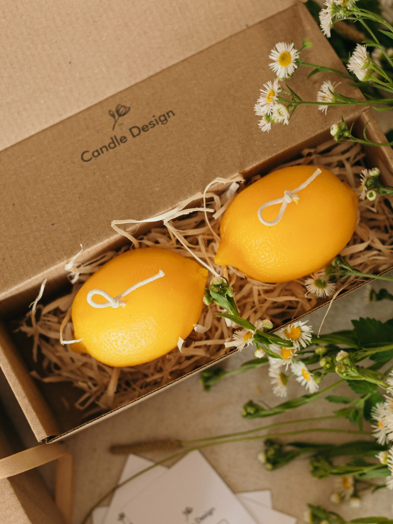 Набір ароматичних свічок “Лимони”, з натурального бджолиного воску Candle Design модель 200.0101 Набір ароматичних свічок “Лимони”, з натурального бджолиного воску Candle Design модель 200.0101 Фото