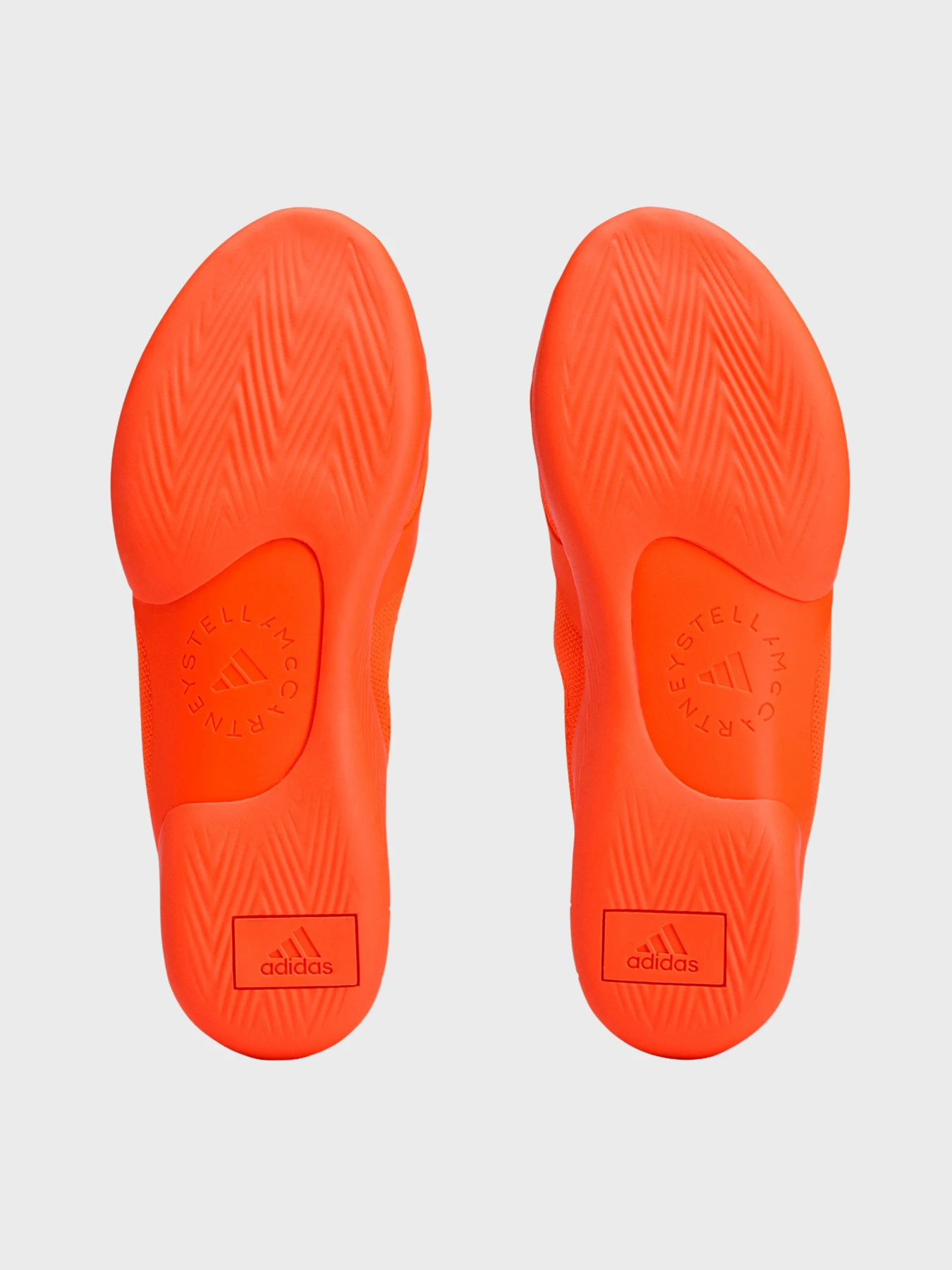 Кроссовки Adidas модель JQ2978 Кроссовки Adidas модель JQ2978 Фото