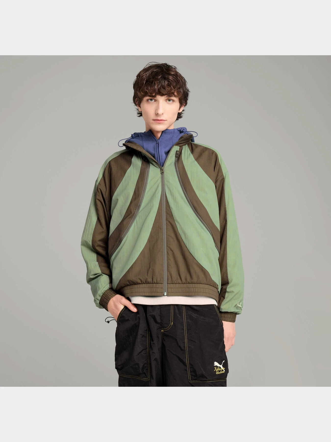 Куртки и дубленки PUMA x Kidsuper Windbreaker модель 629509 Фото