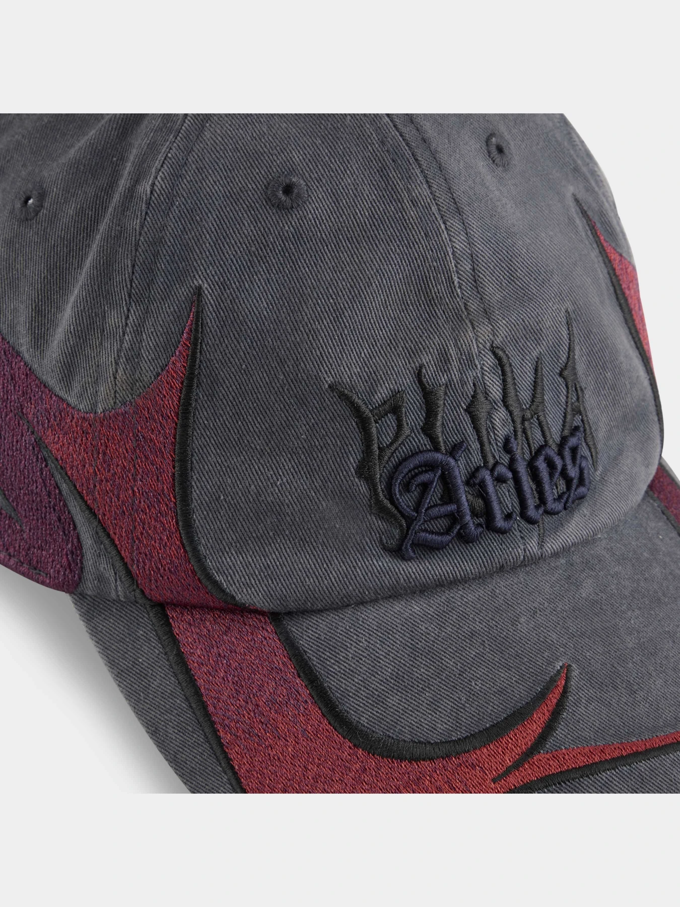 Шапки та кепки PUMA x Aries Bb Cap модель 026016 Фото