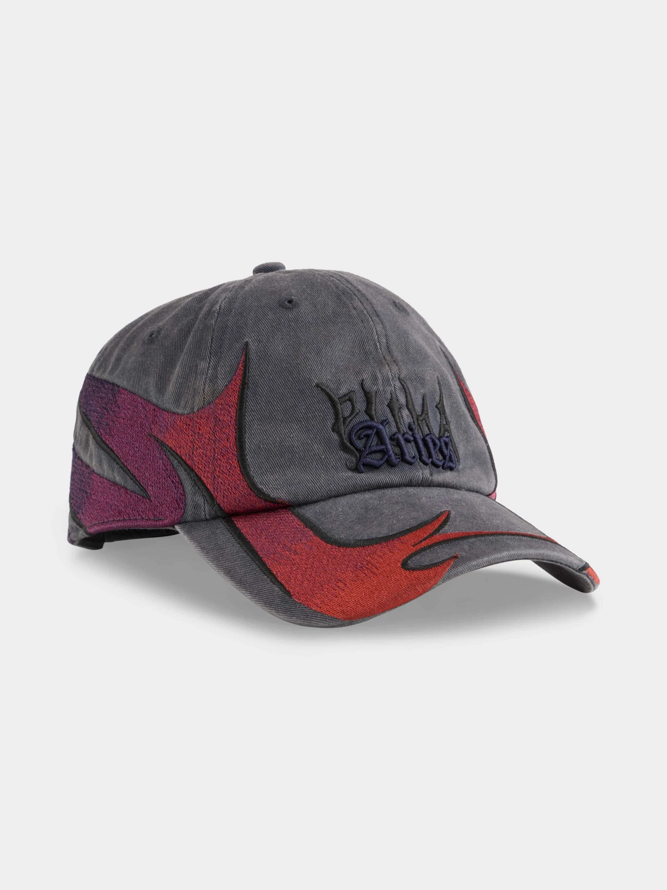 Шапки та кепки PUMA x Aries Bb Cap модель 026016 Фото