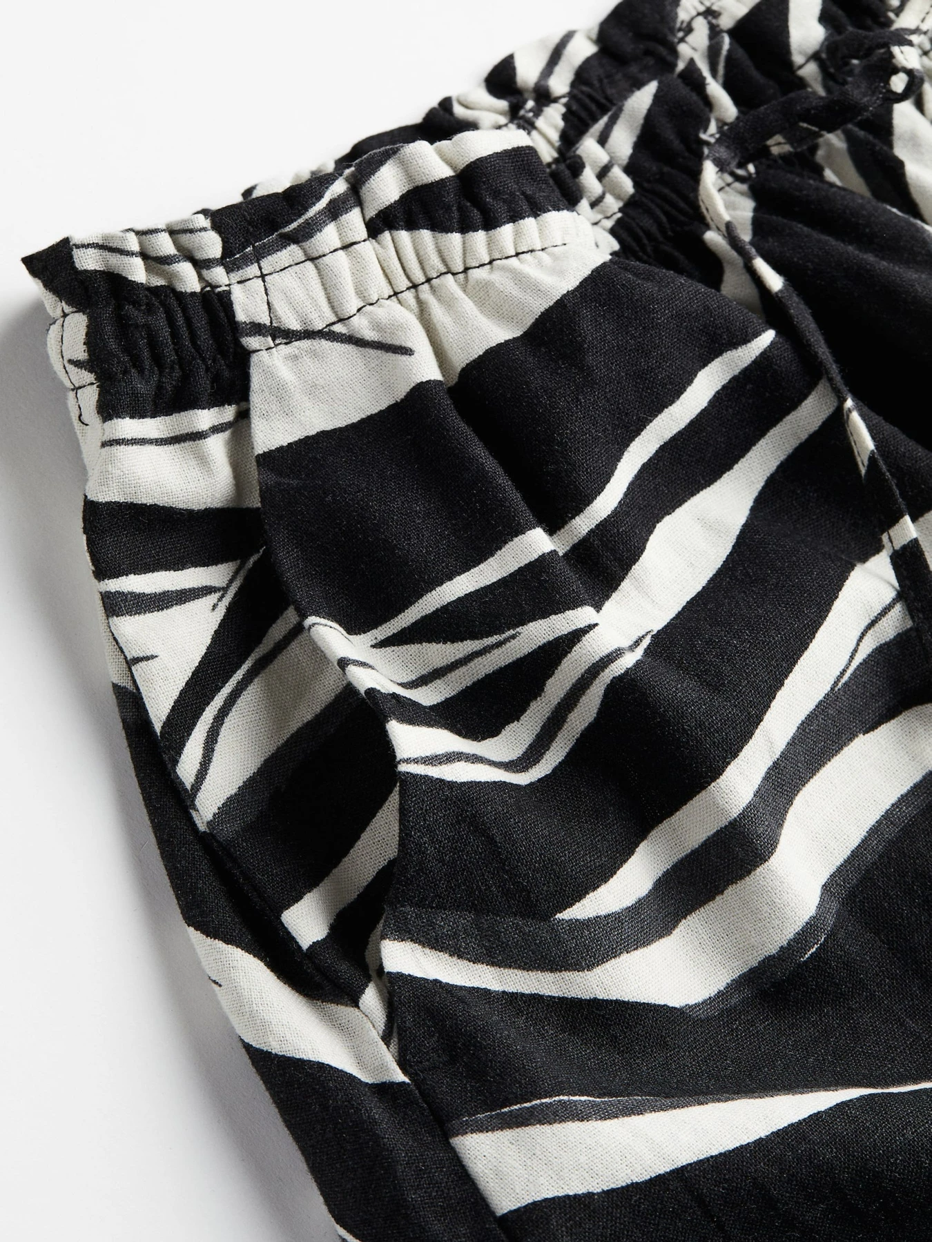 Юбки H&M модель 77750 Фото