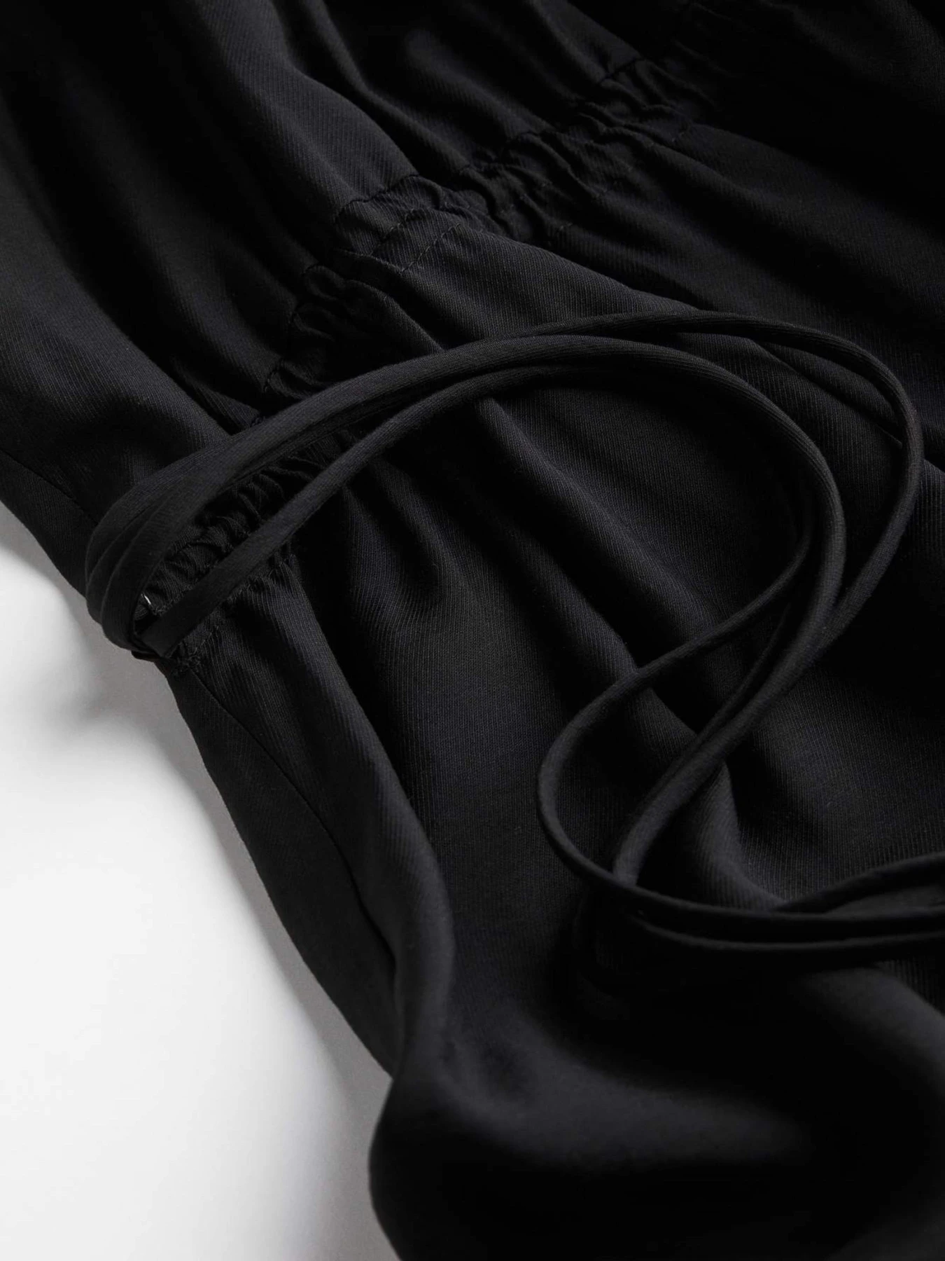 Платья H&M модель 77753 Платья H&M модель 77753 Фото