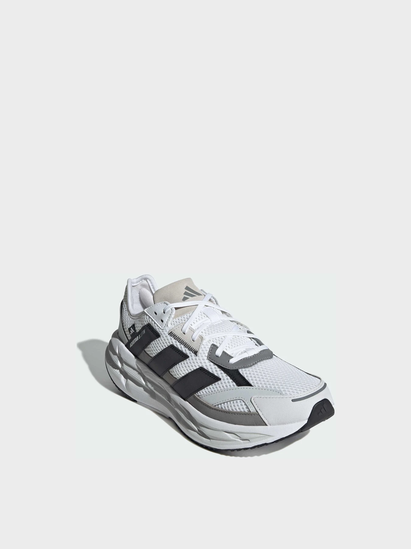 Кроссовки Adidas модель JS1174 Кроссовки Adidas модель JS1174 Фото