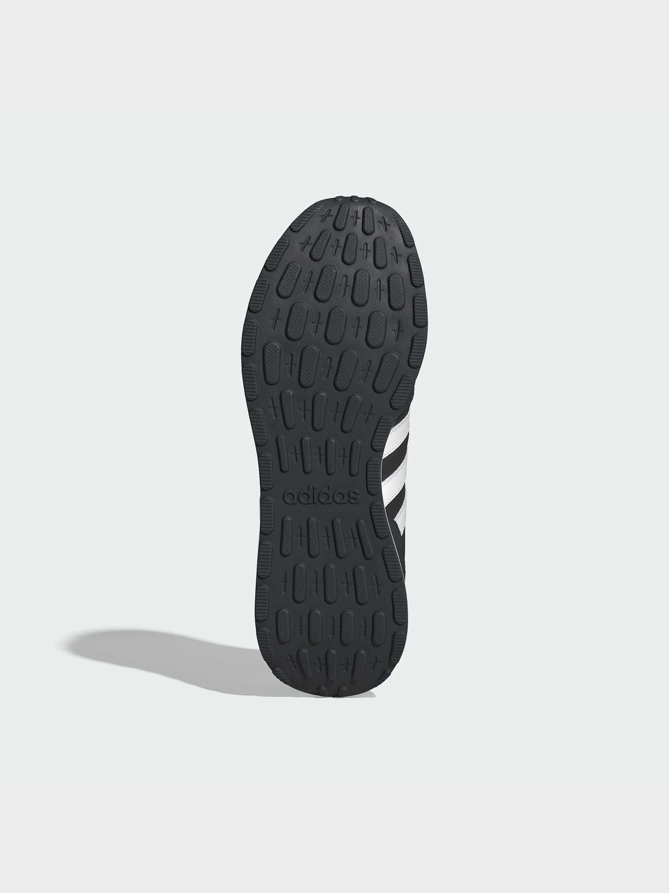 Кросівки Adidas модель JR6622 Кросівки Adidas модель JR6622 Фото