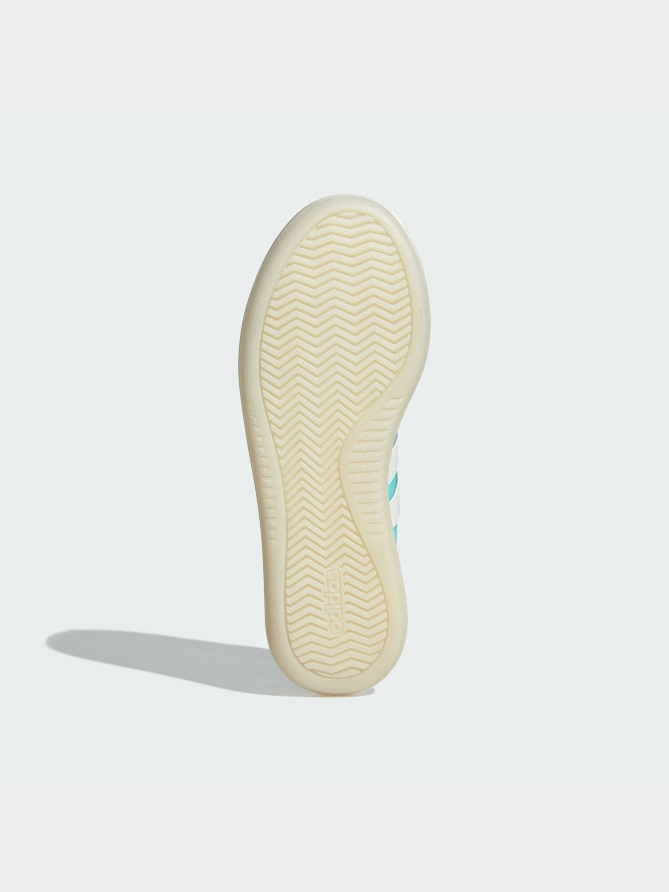 Кеди Adidas модель JR3541 Кеди Adidas модель JR3541 Фото