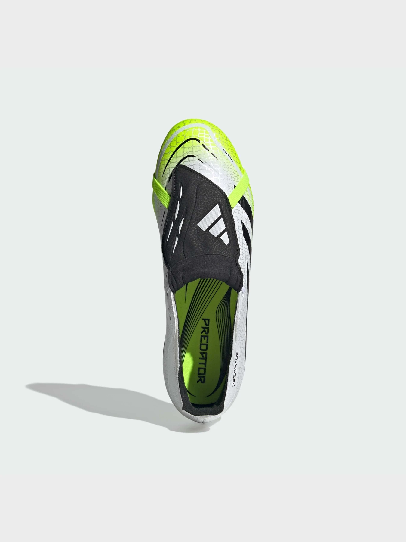 Кросівки Adidas Predator модель JI1111 Фото