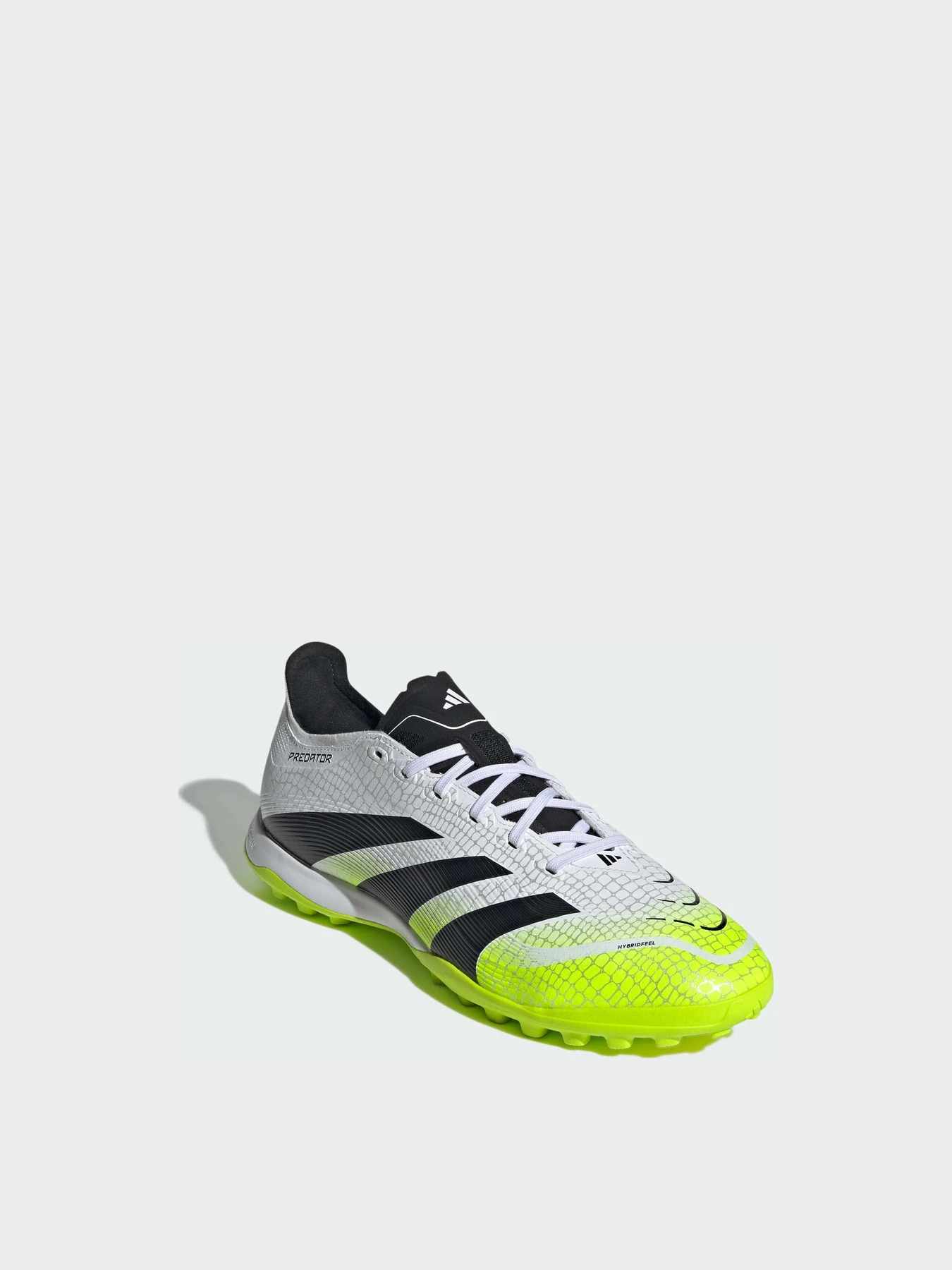 Кросівки Adidas Predator модель JI1132 Кросівки Adidas Predator модель JI1132 Фото