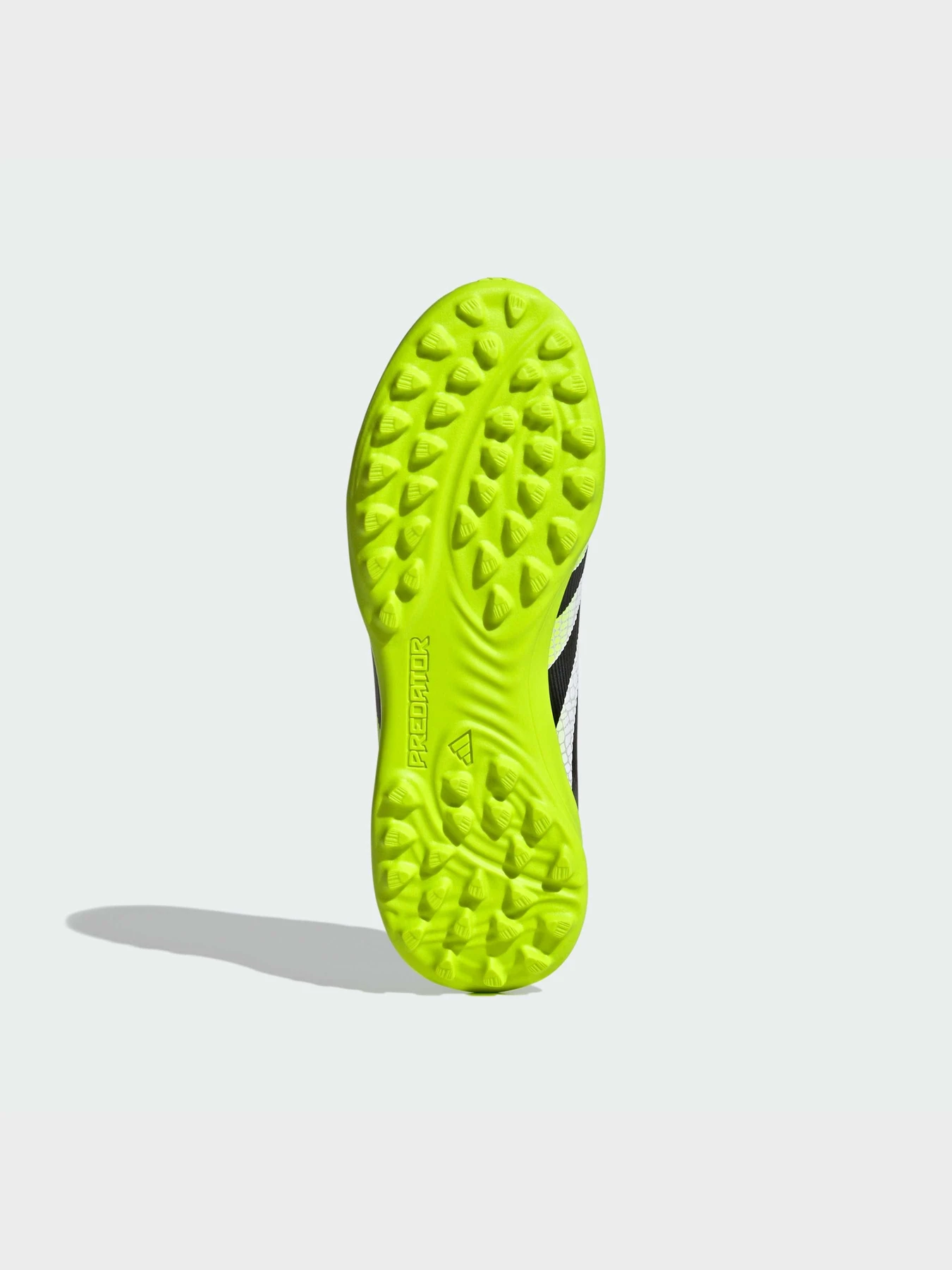 Кроссовки Adidas Predator модель JI1149 Кроссовки Adidas Predator модель JI1149 Фото