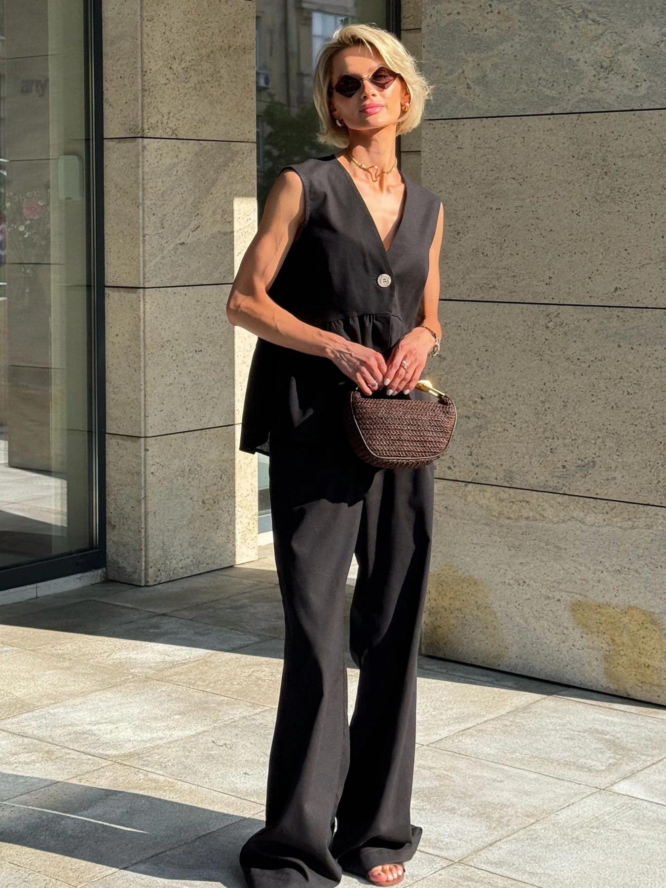 Костюмы Jadone Fashion модель Tracy_costume_black Костюмы Jadone Fashion модель Tracy_costume_black Фото