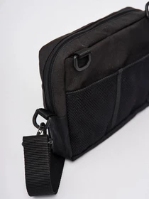 Сумки TUR модель 00007123-чорний Фото