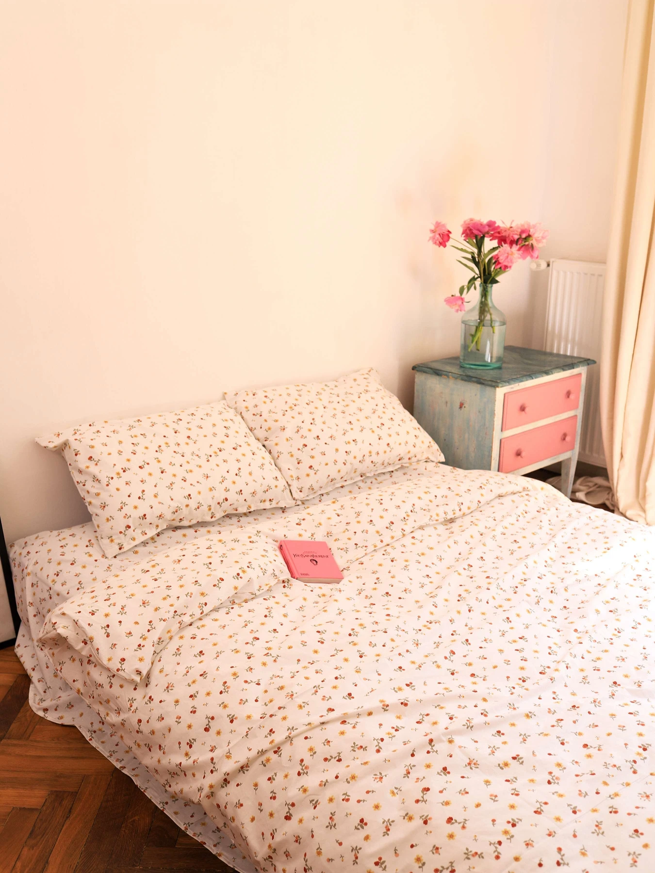 Комплект постельного белья из ткани ранфорс pretty flowers BedclozZzes модель 12122 Комплект постельного белья из ткани ранфорс pretty flowers BedclozZzes модель 12122 Фото
