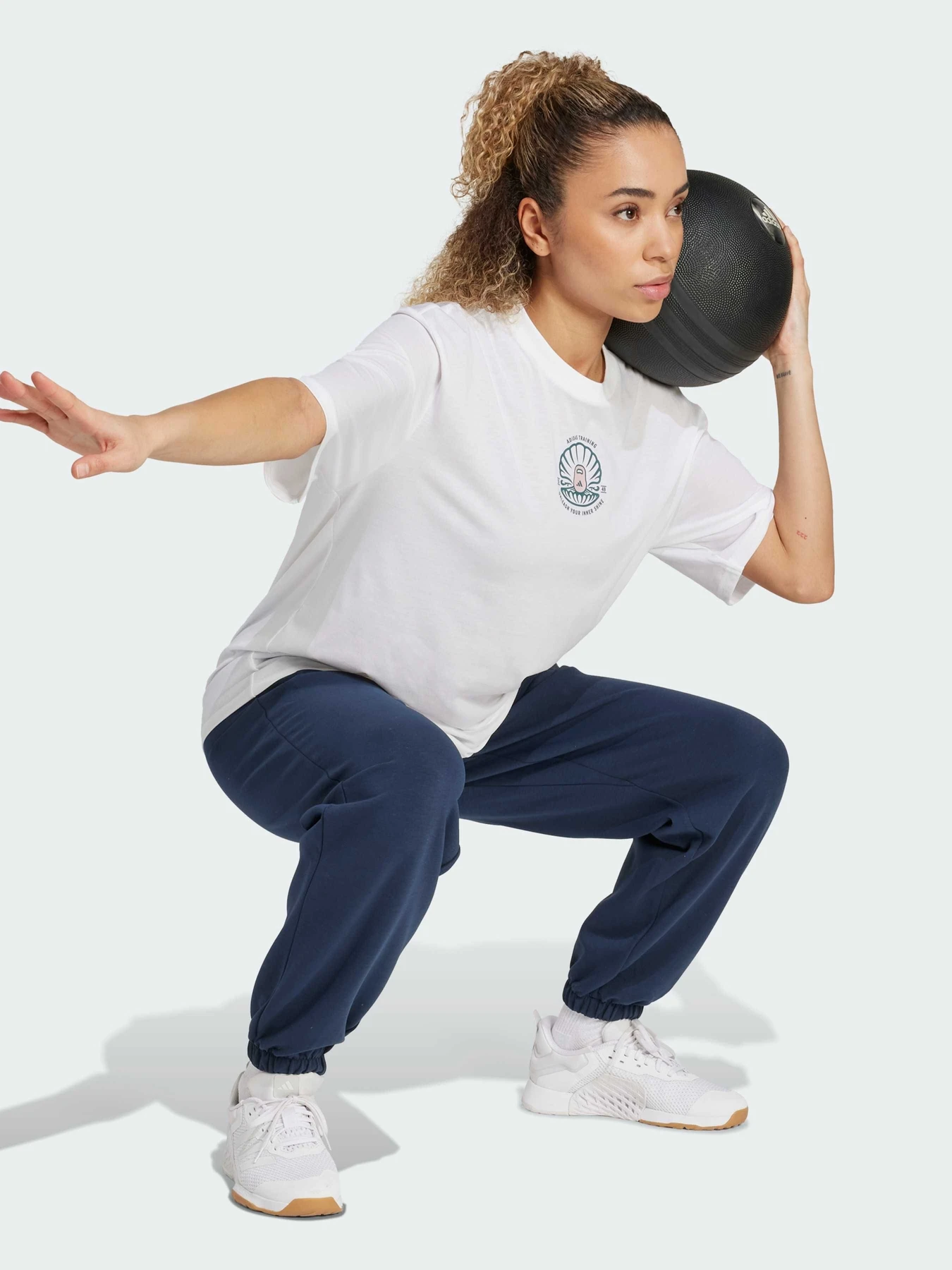 Футболки и поло Adidas модель JM8982 Футболки и поло Adidas модель JM8982 Фото