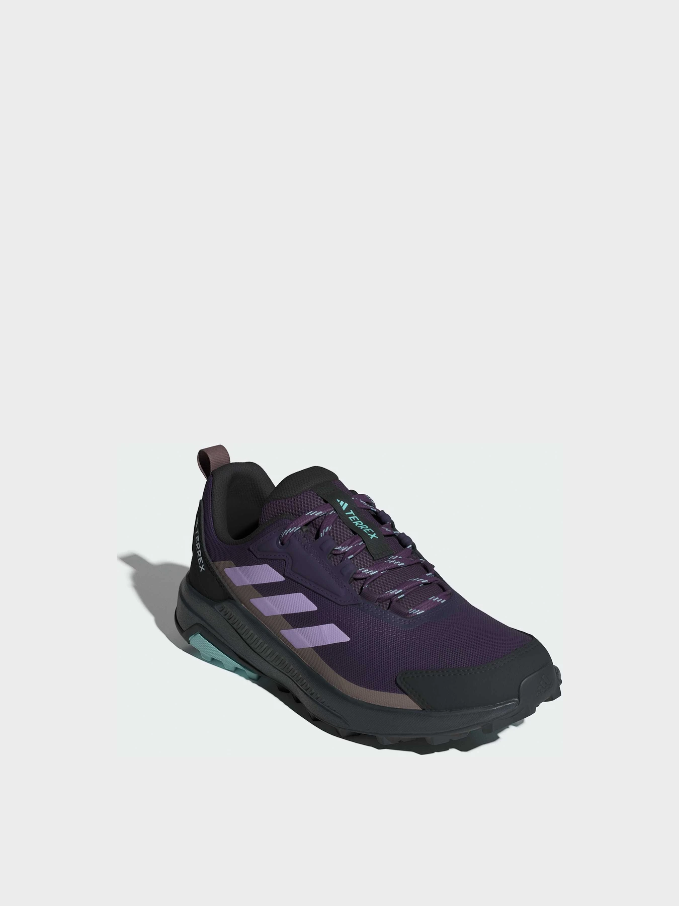 Кроссовки Adidas модель JQ9956 Кроссовки Adidas модель JQ9956 Фото