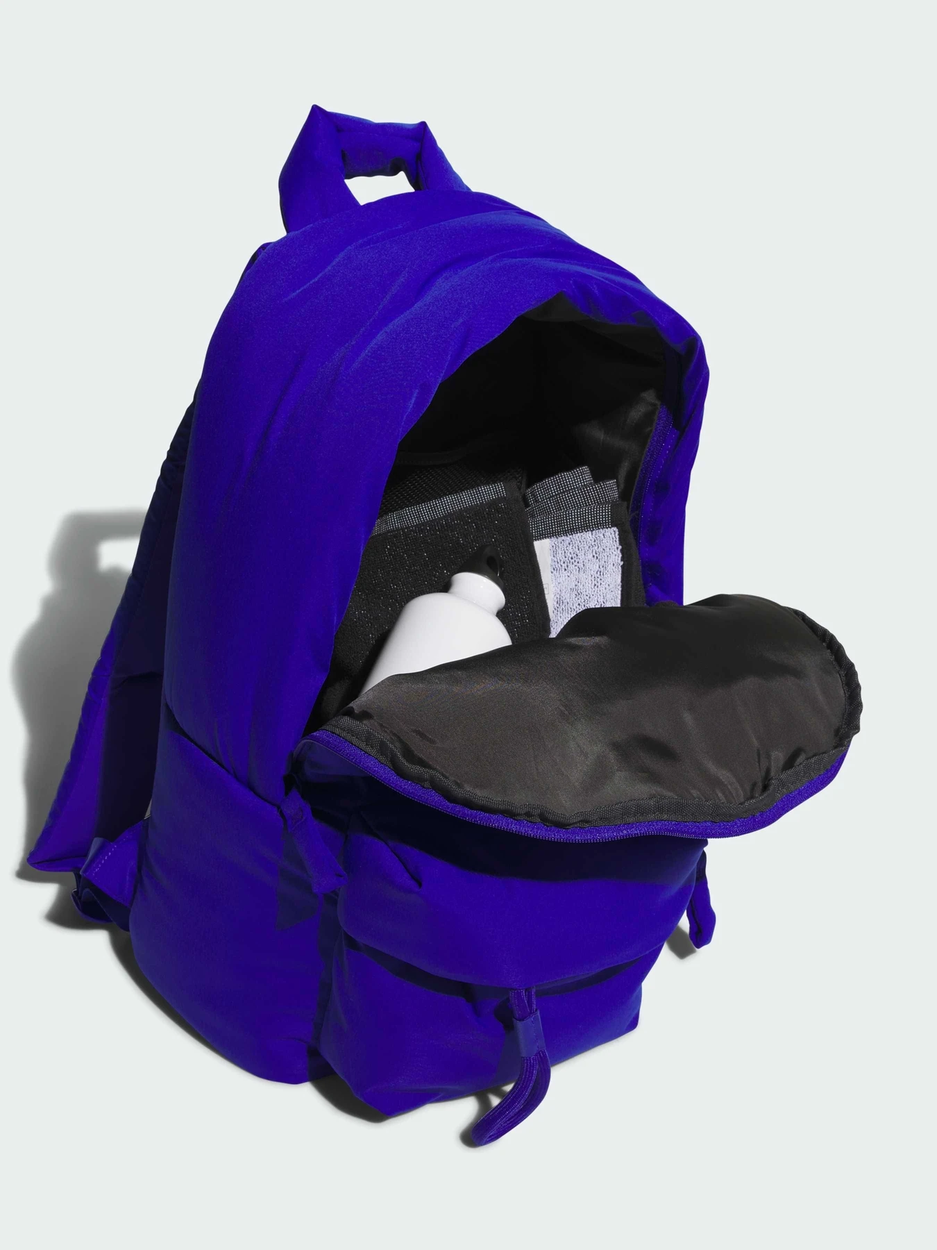 Рюкзаки Adidas модель JZ4428 Рюкзаки Adidas модель JZ4428 Фото