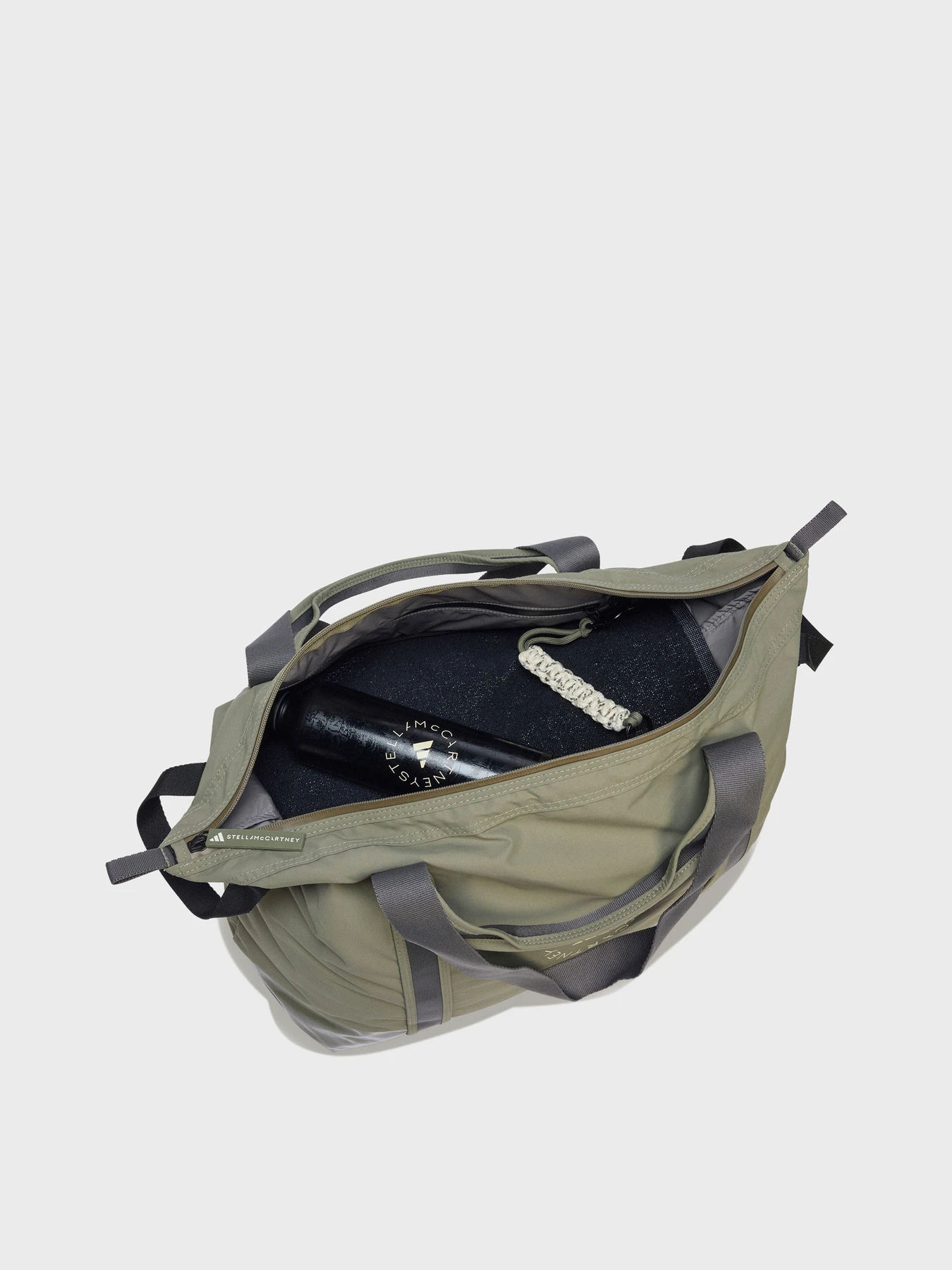 Сумки Adidas модель JY4187 Сумки Adidas модель JY4187 Фото
