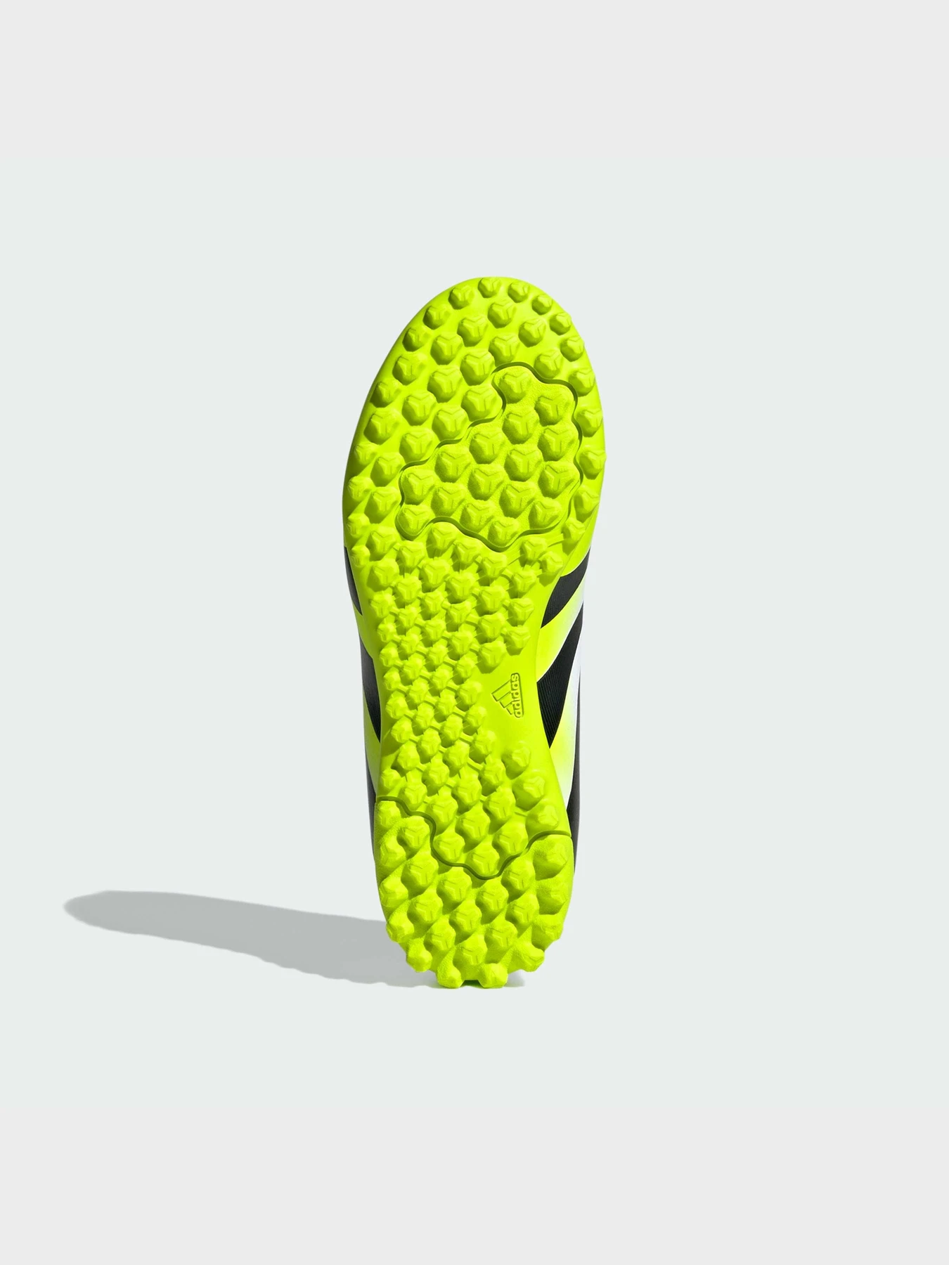 Кроссовки Adidas Predator модель JH8862 Кроссовки Adidas Predator модель JH8862 Фото