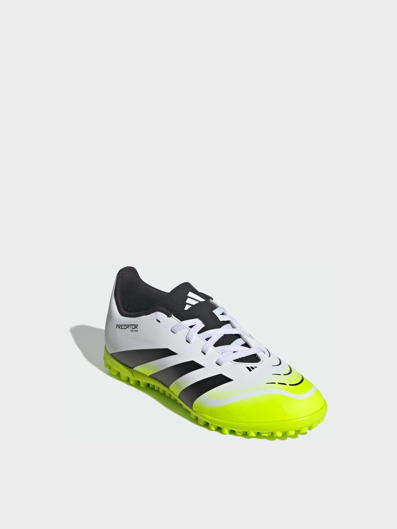 Кроссовки Adidas Predator модель JH8862 Кроссовки Adidas Predator модель JH8862 Фото