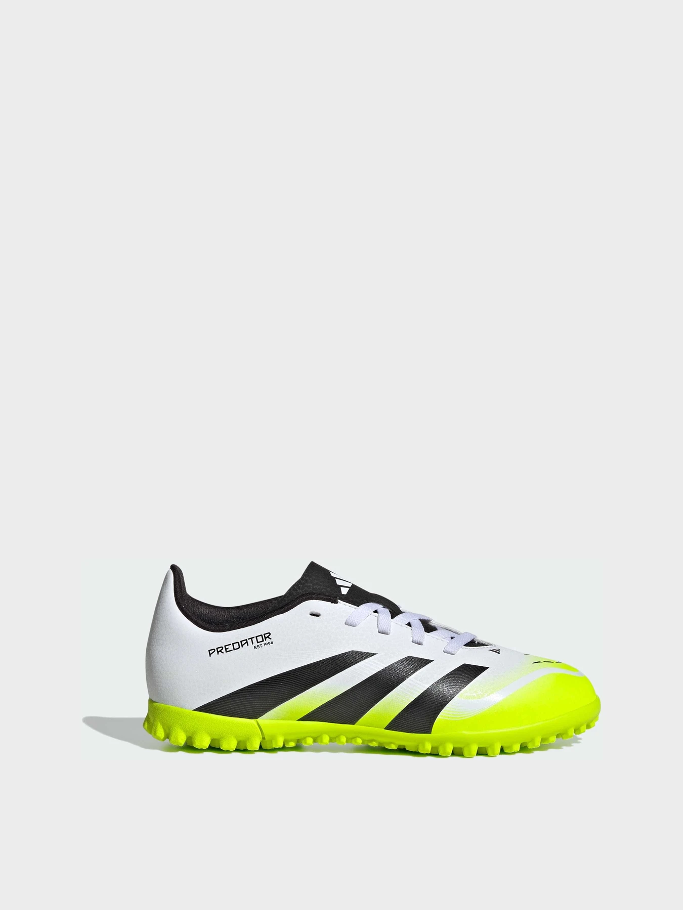 Кроссовки Adidas Predator модель JH8862 Кроссовки Adidas Predator модель JH8862 Фото