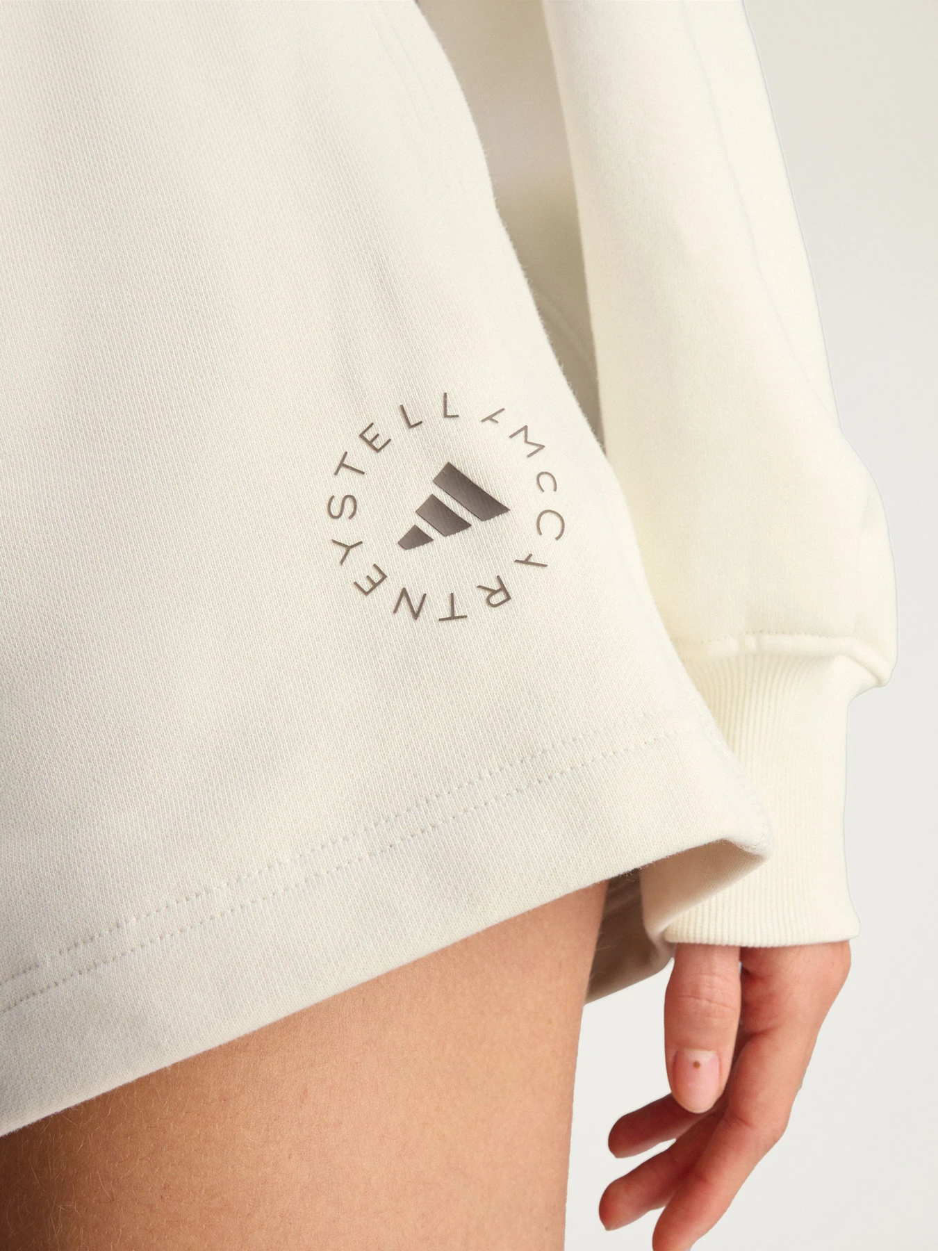 Шорты Adidas модель JX6786 Фото