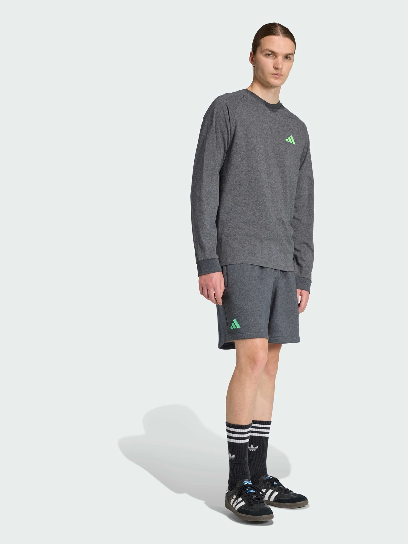 Шорты Adidas модель JZ2213 Шорты Adidas модель JZ2213 Фото