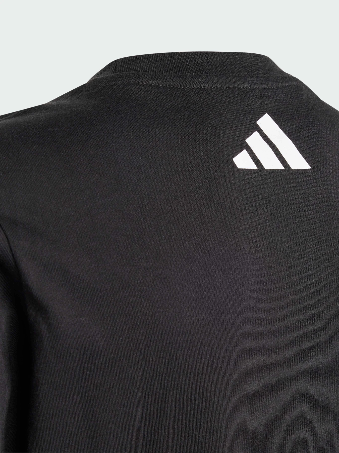 Футболки и поло Adidas модель JZ0901 Футболки и поло Adidas модель JZ0901 Фото