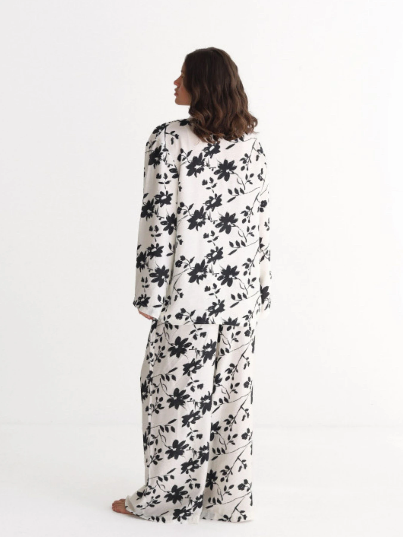 Костюмы Lilove модель 349 Костюмы Lilove модель 349 Фото